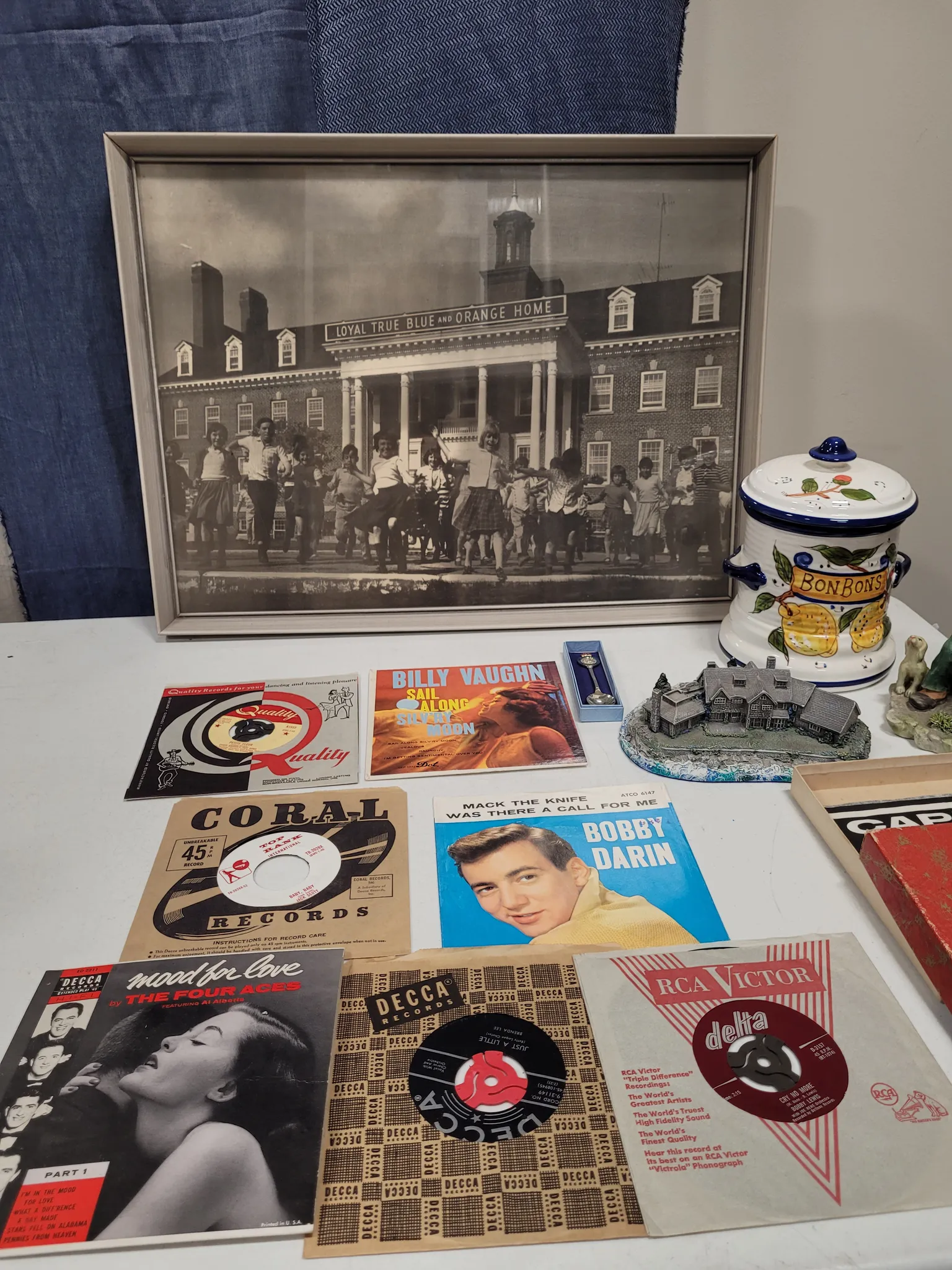Vintage LOT photo 1
