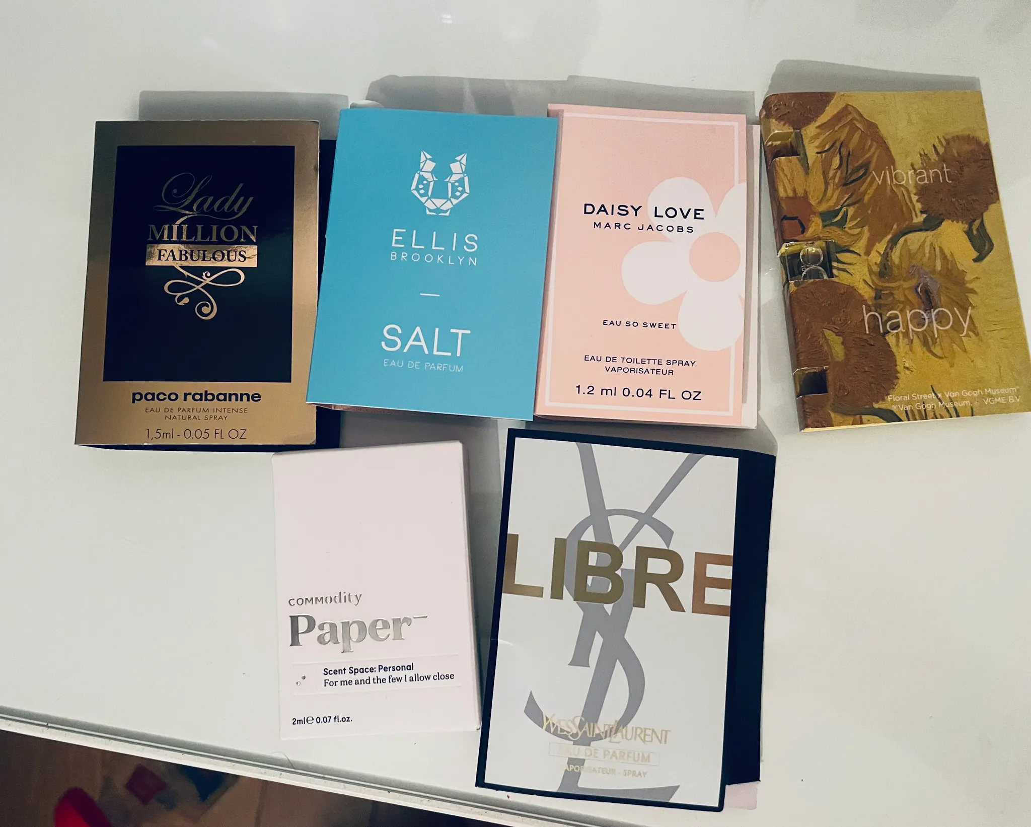 Perfume samples bundle  photo 1