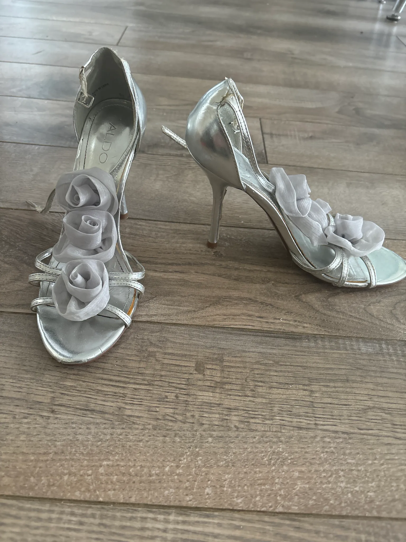 Free heels  photo 1