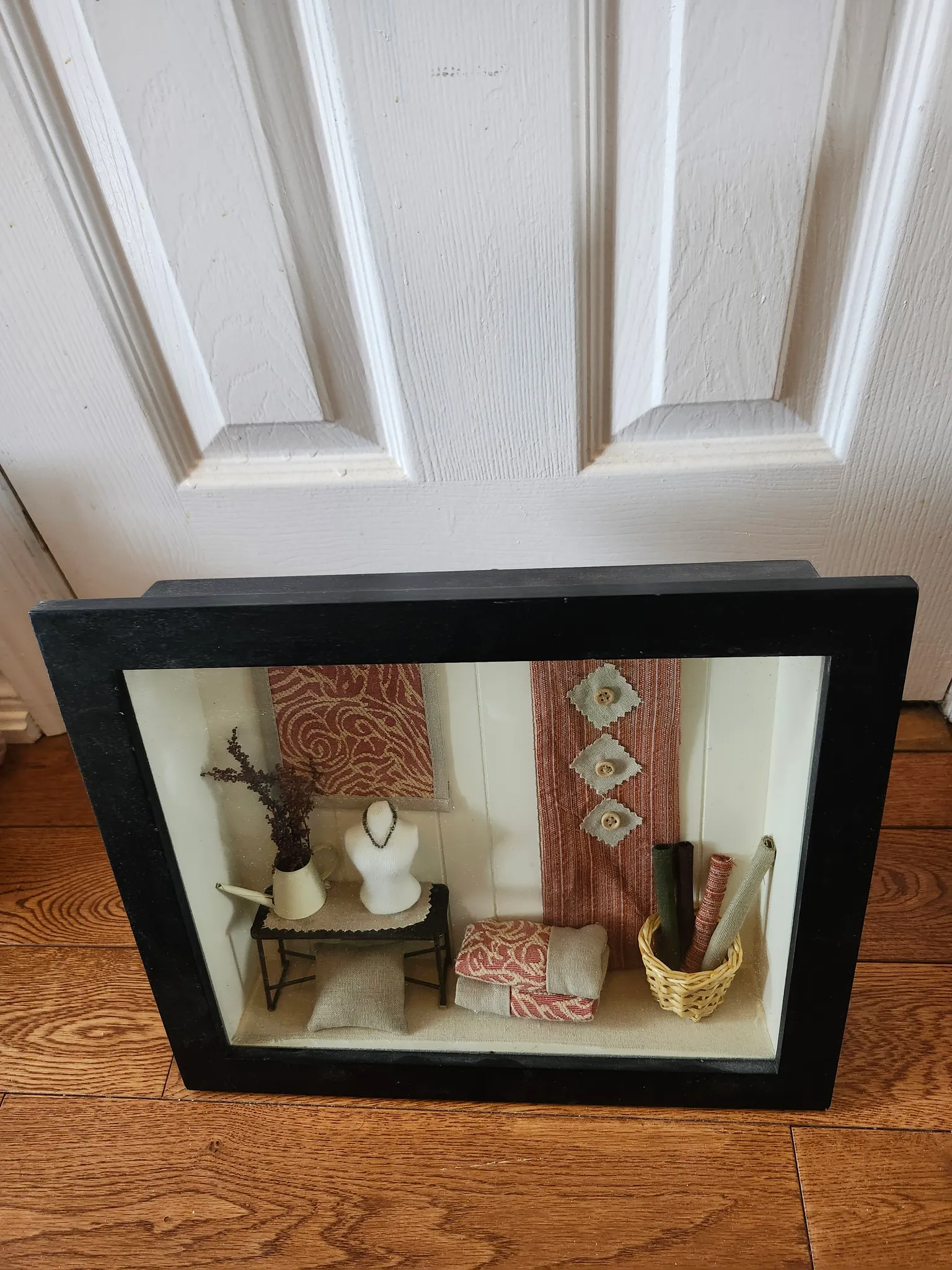 Shadow box Framed art photo 1