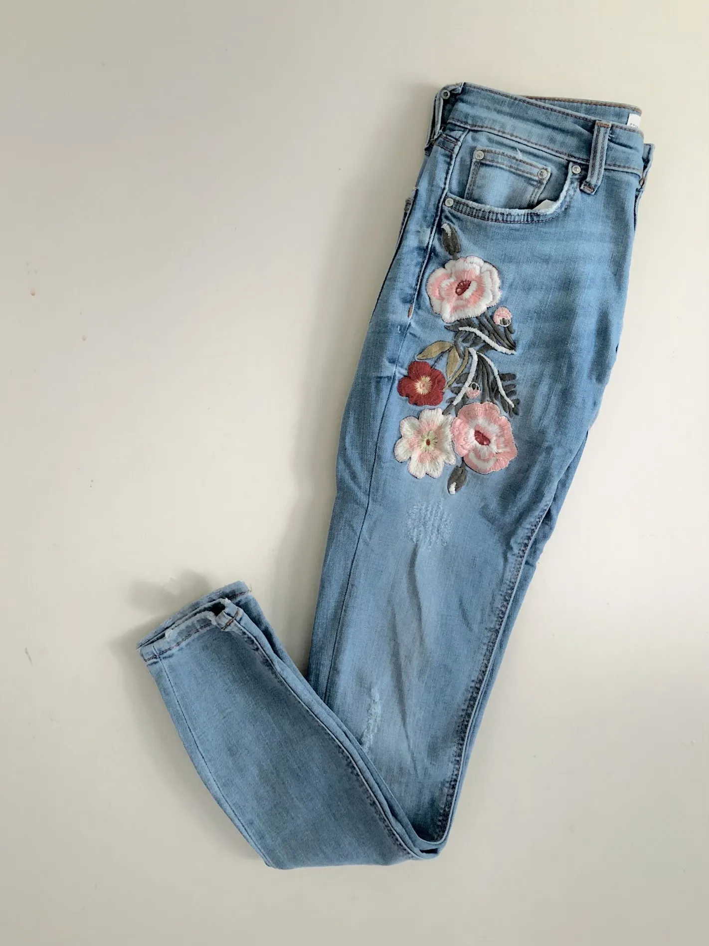 Embroidered Skinny Jeans photo 1