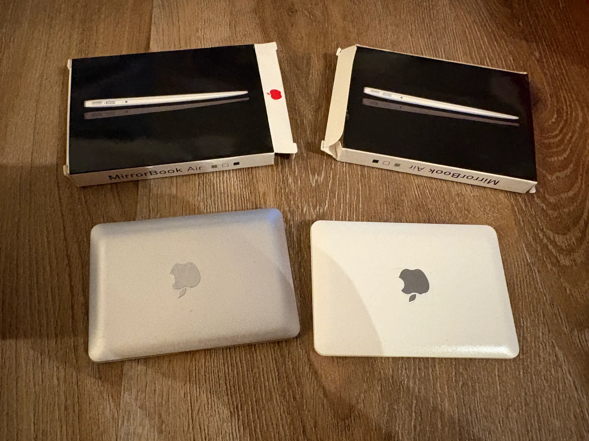 2 Mini MacBook Air Mirror Compacts photo 1