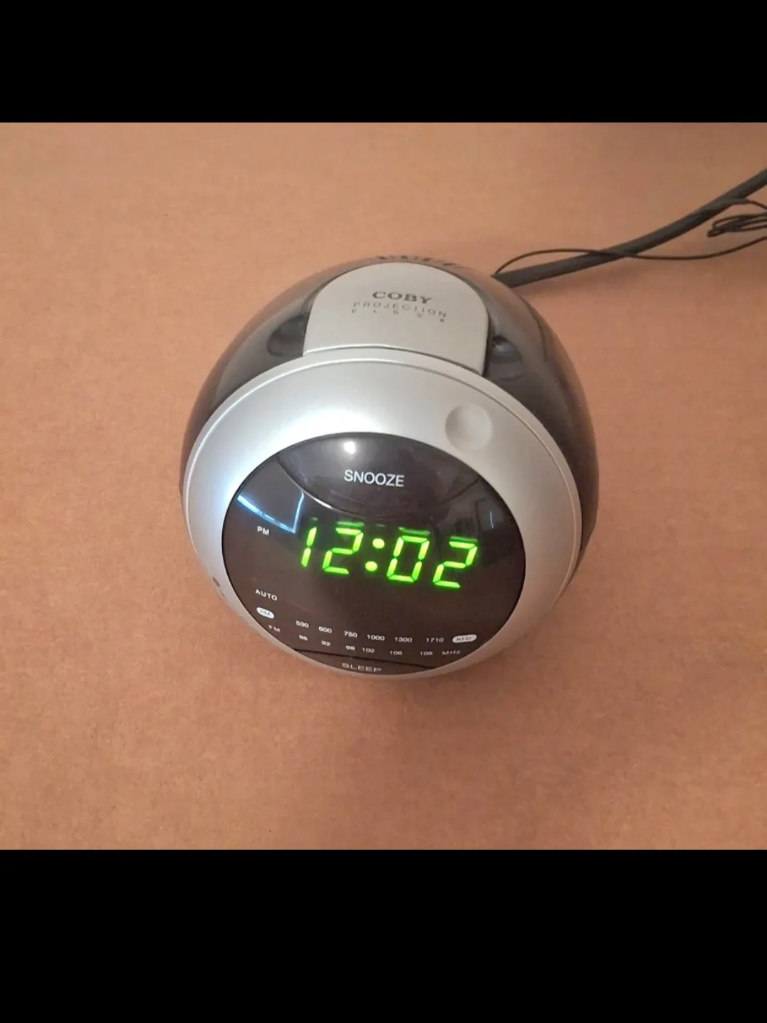 ISO small digital alarm clock photo 1