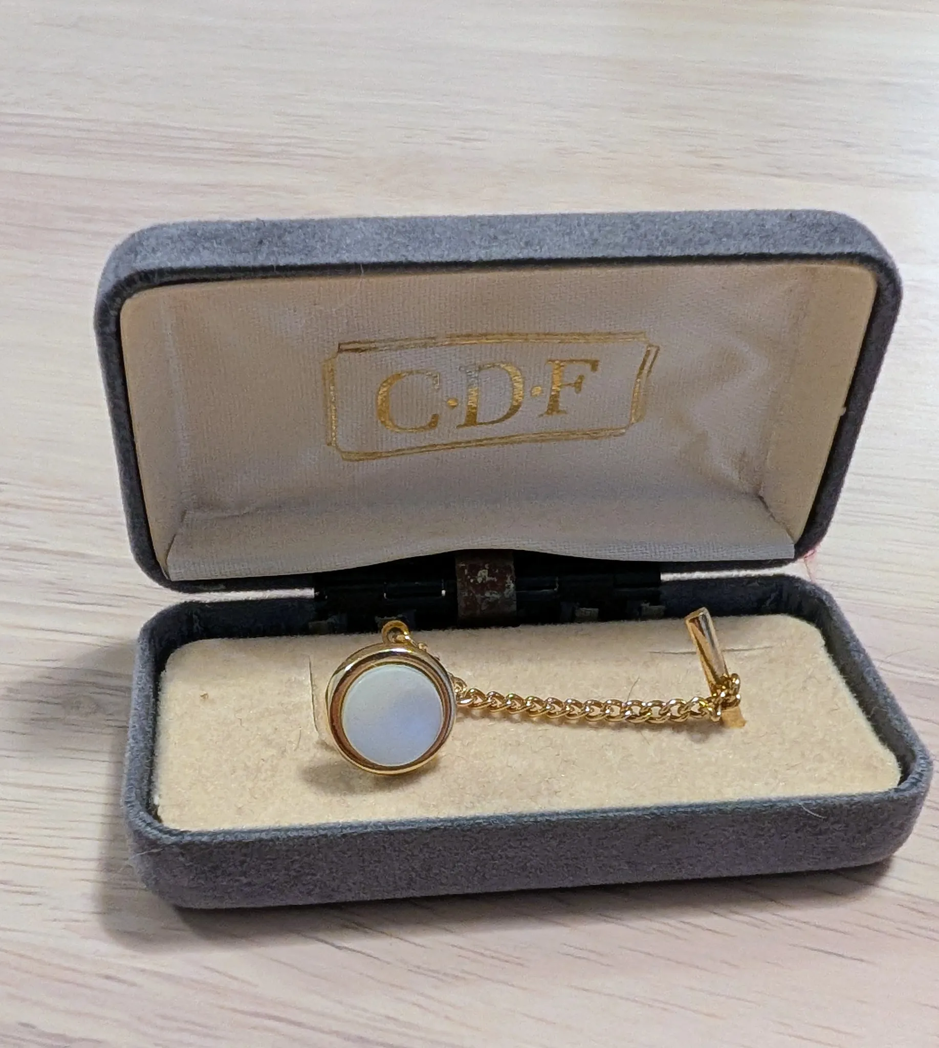 Brand New Vintage Gold Tone Tie Clip photo 1