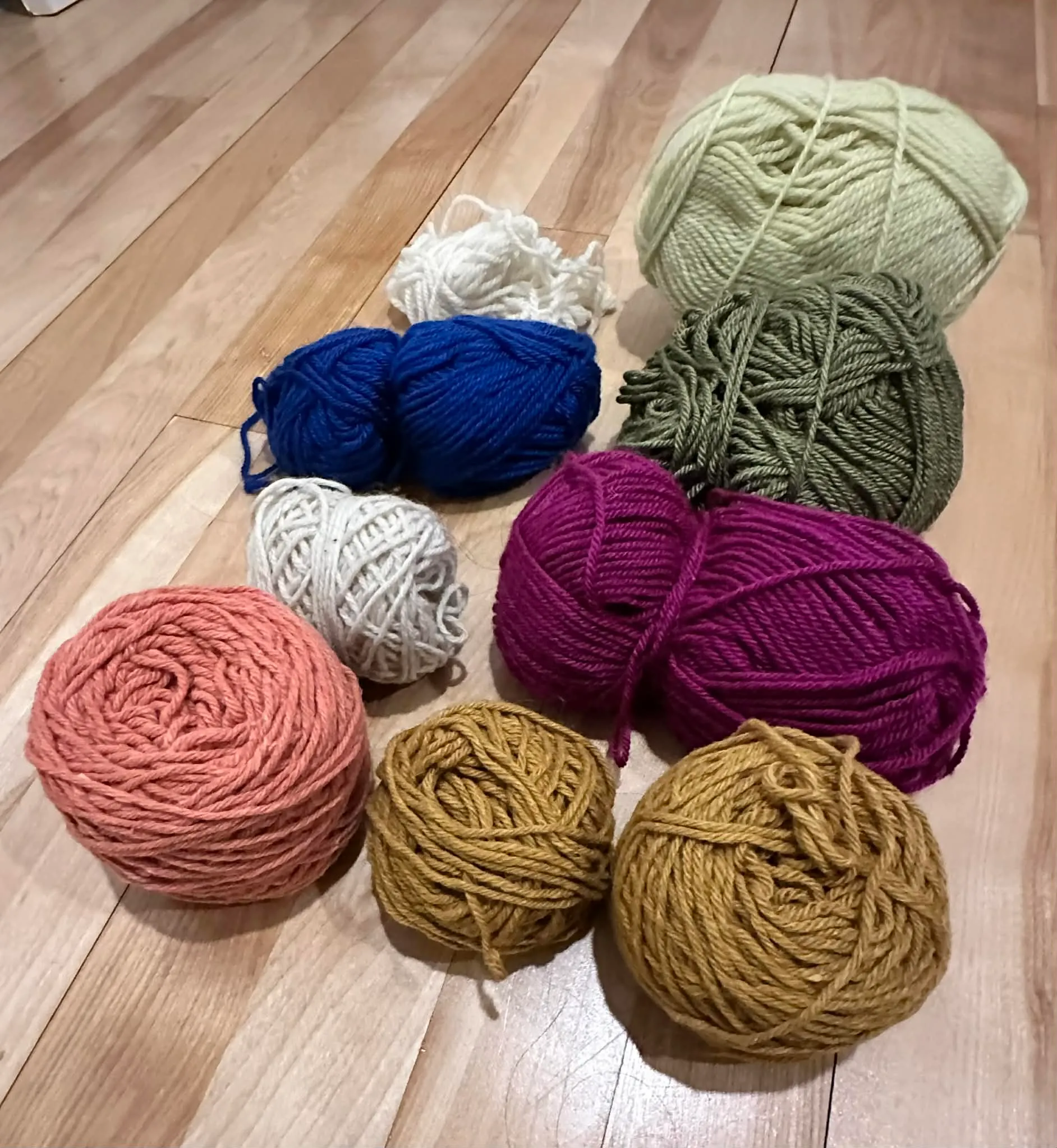 Yarn bundle photo 1