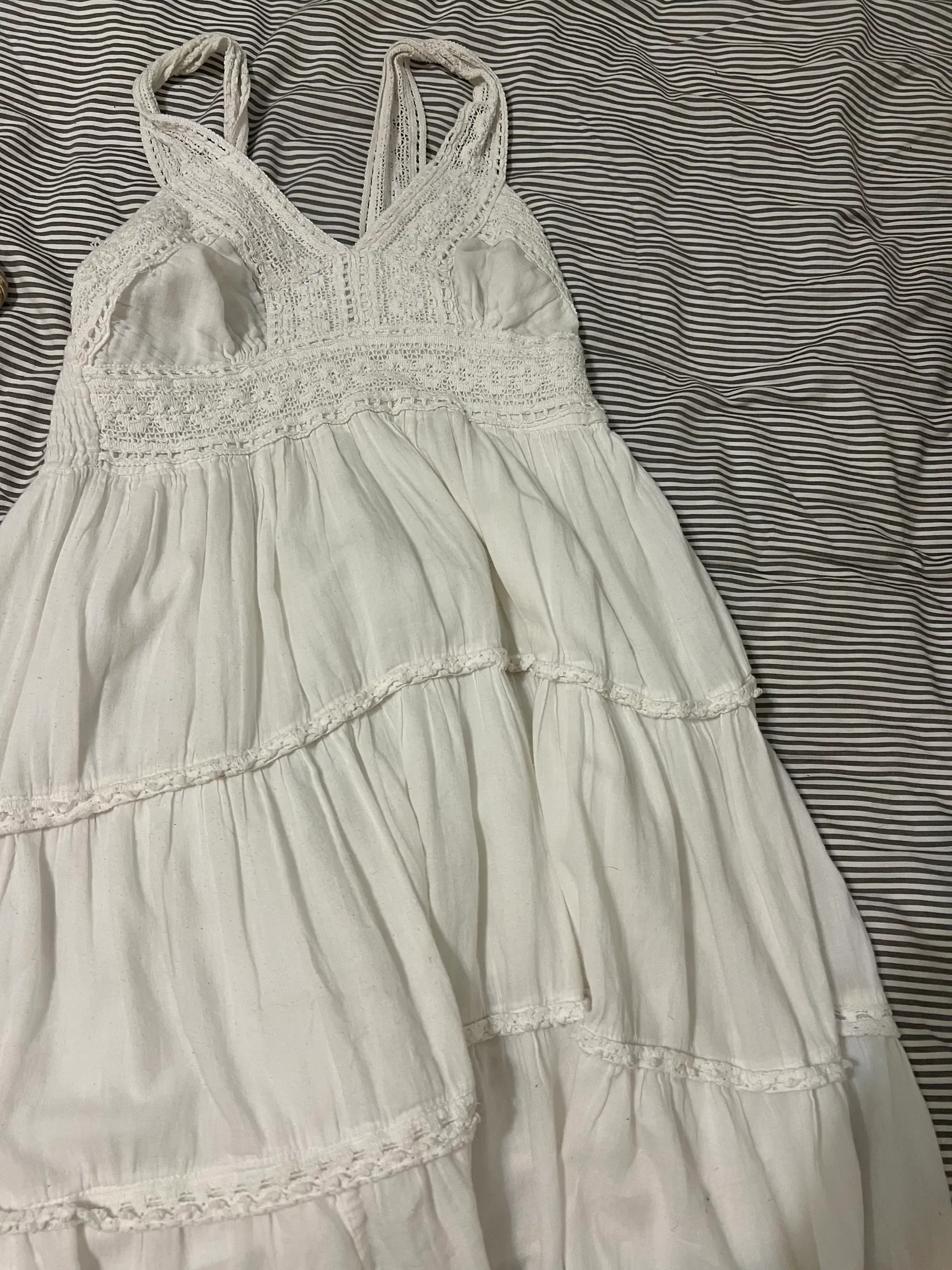 White dress small photo 1