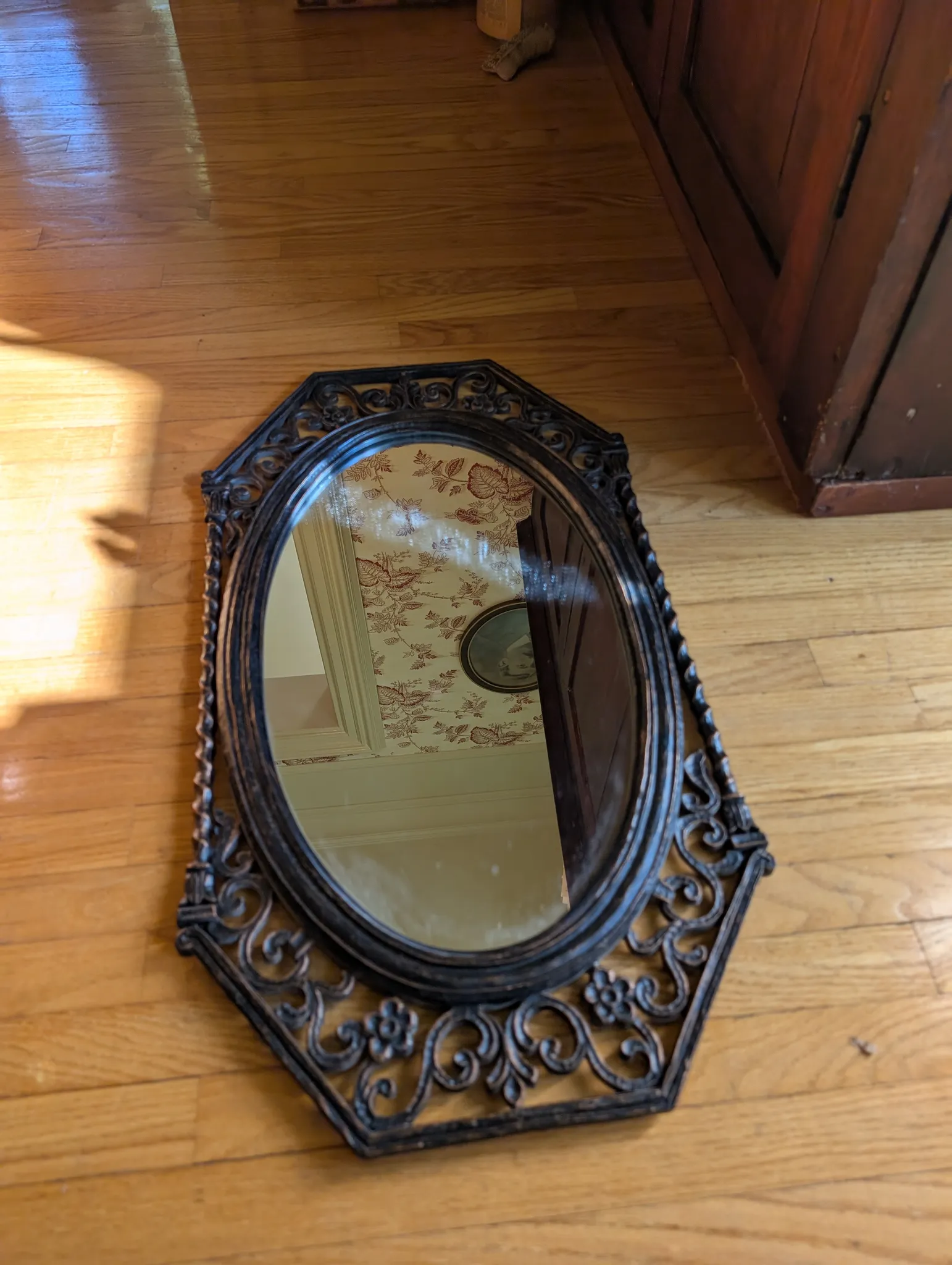 Mirror  photo 1
