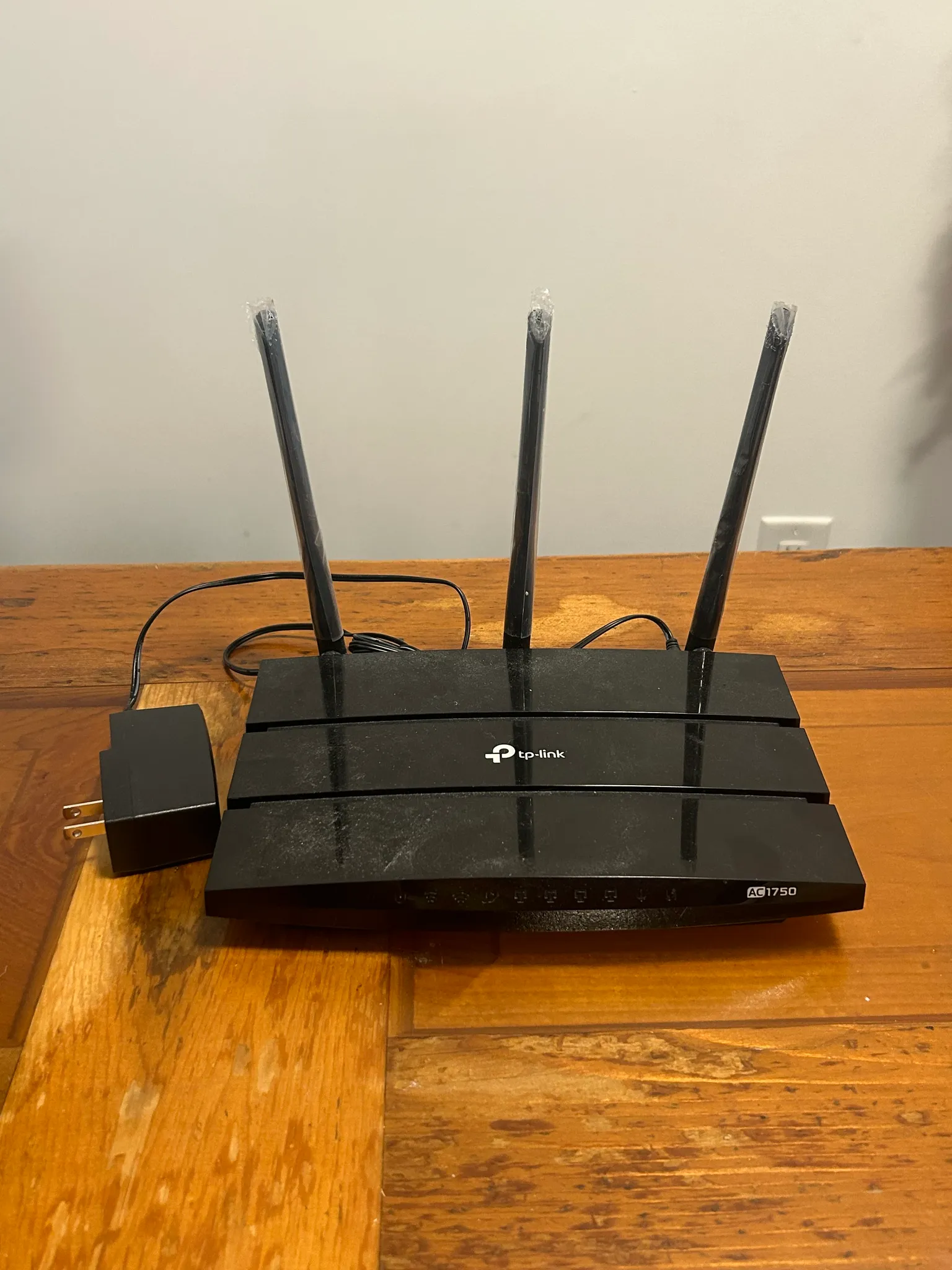TP-Link AC1750 Smart WiFi Router (Archer A7) photo 1