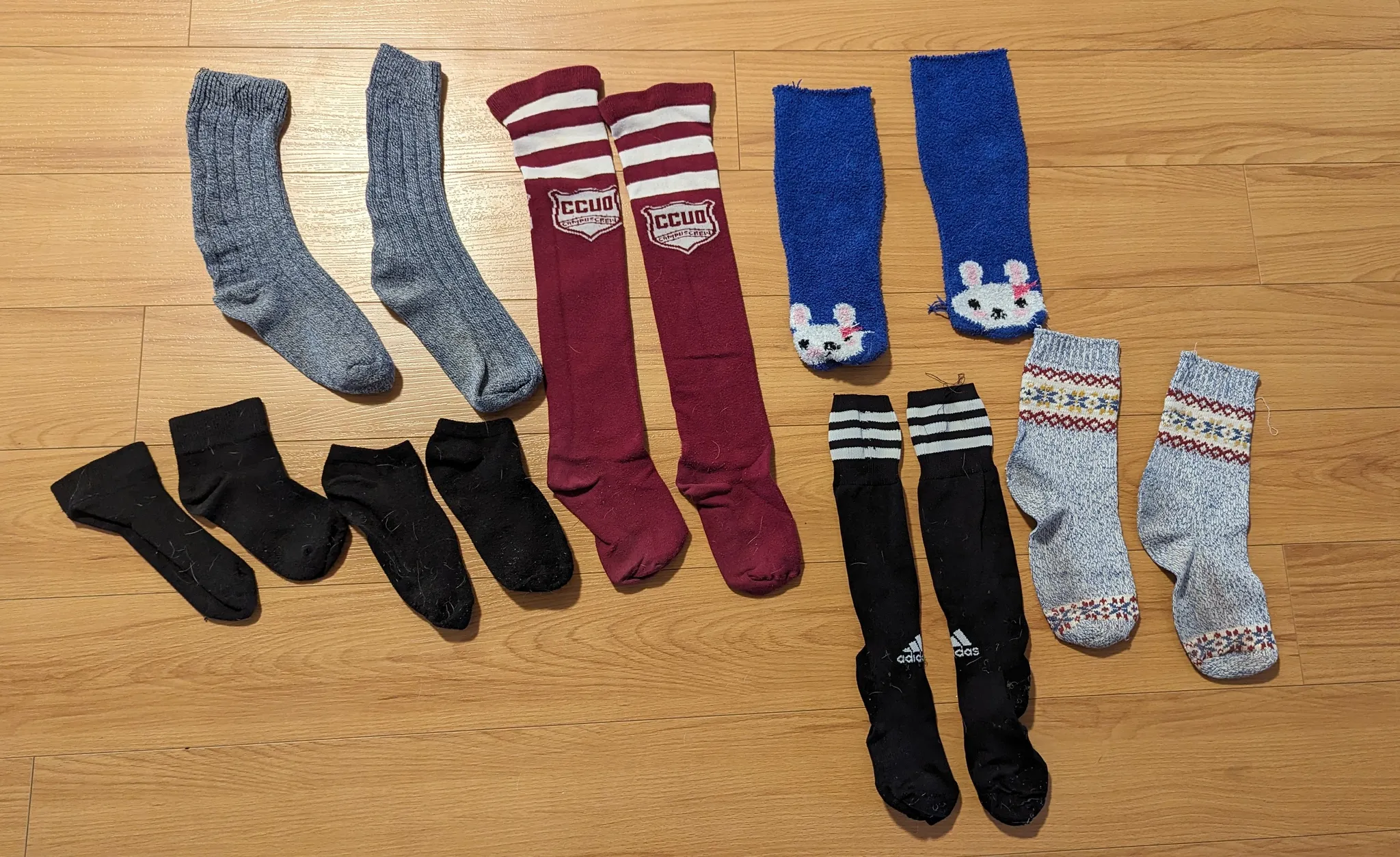 7 Pairs of Women's Socks  photo 1