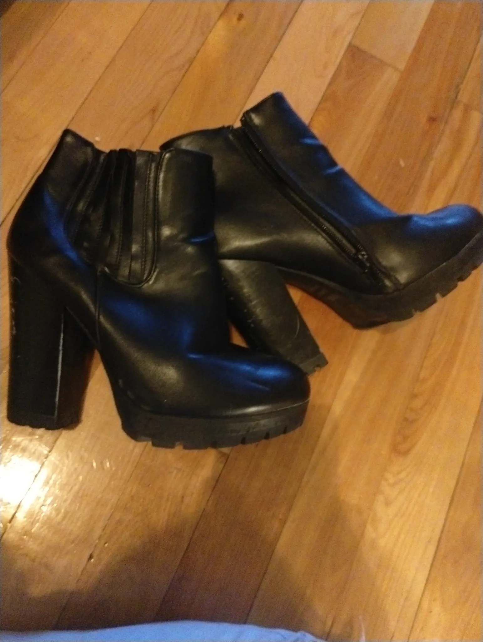 Black booties size 7 photo 1