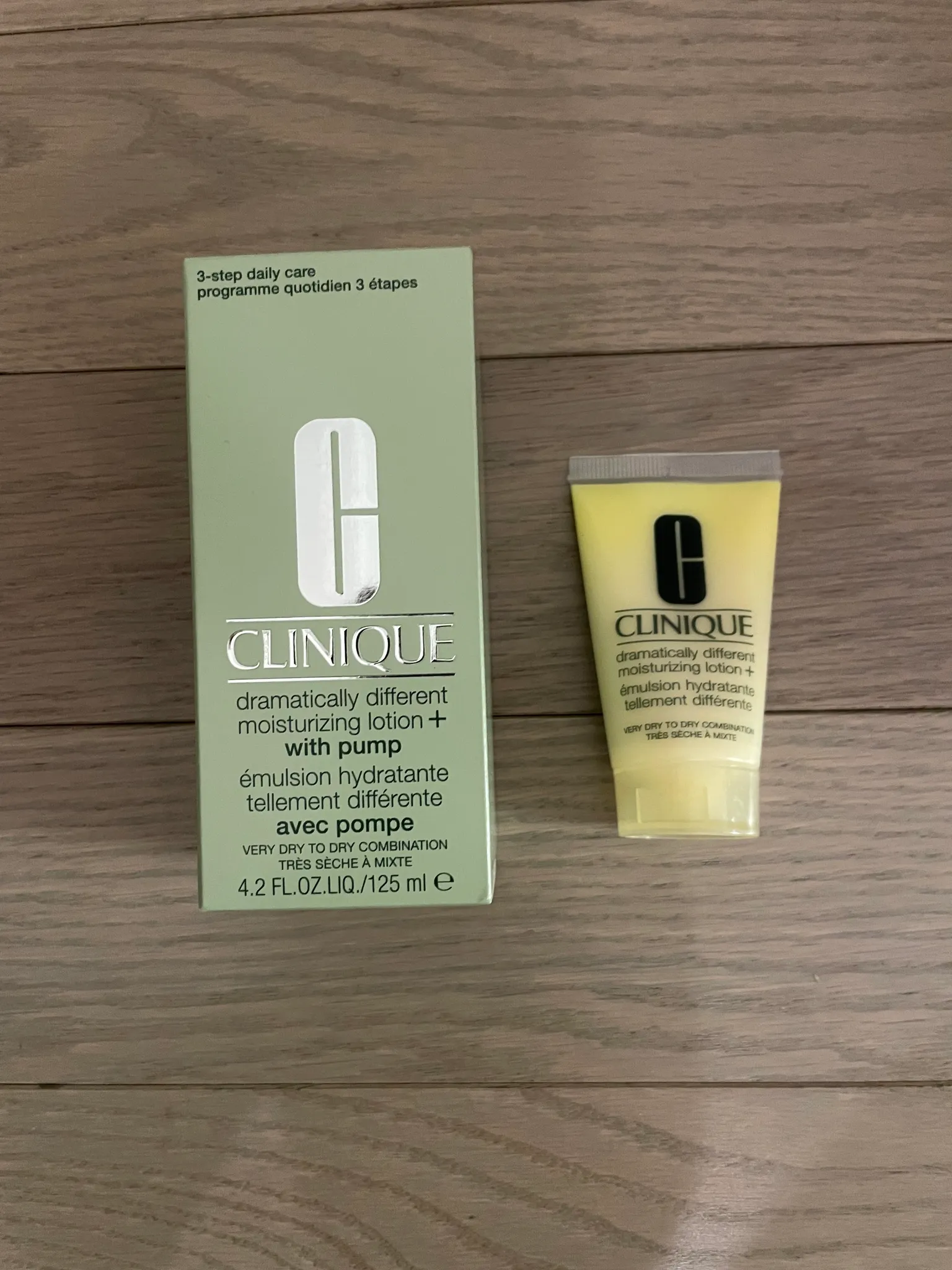 🆕 Clinique dramatically different moisturizing lotion, + photo 1