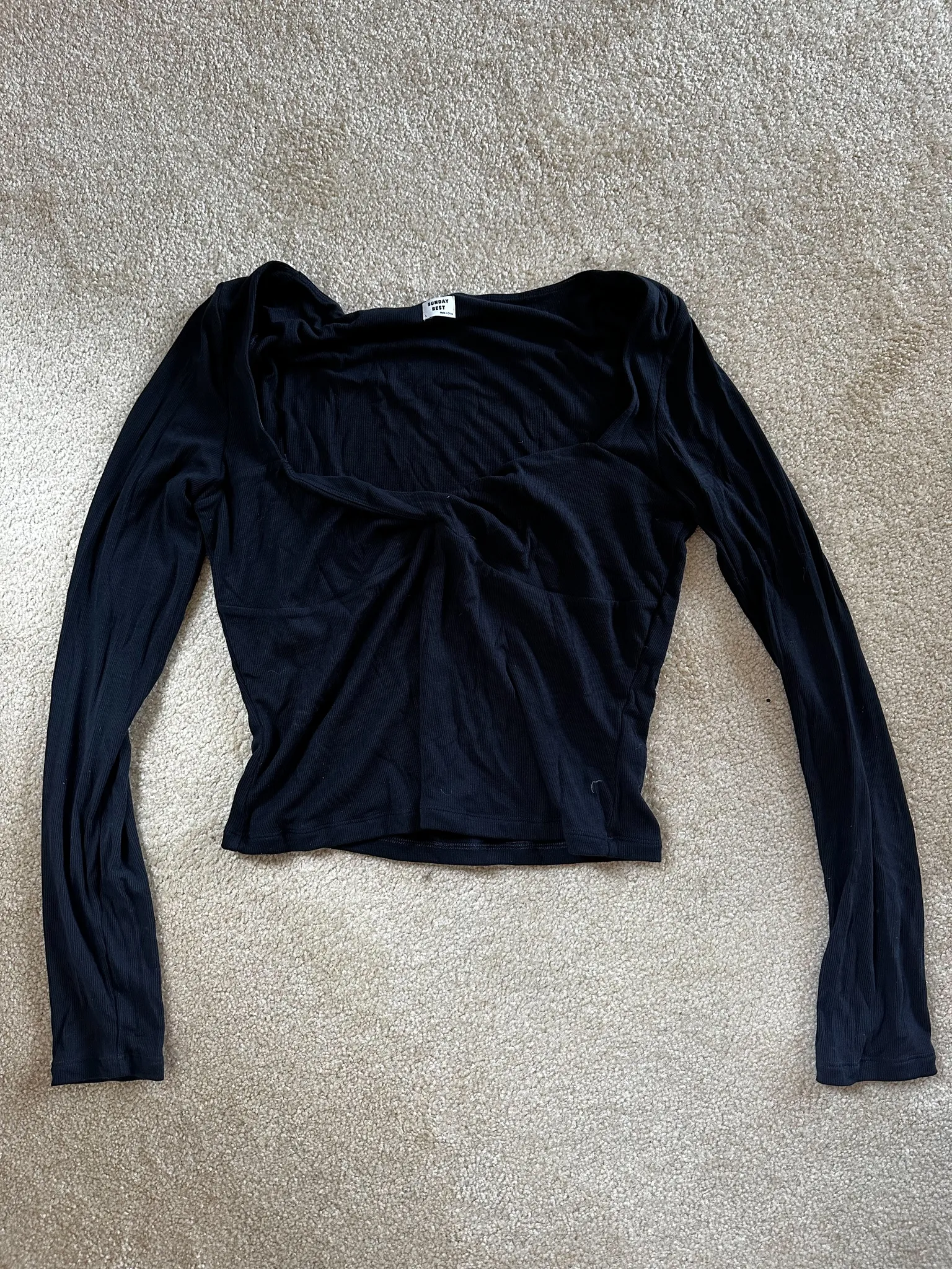 Aritzia Sunday Best shirt photo 1