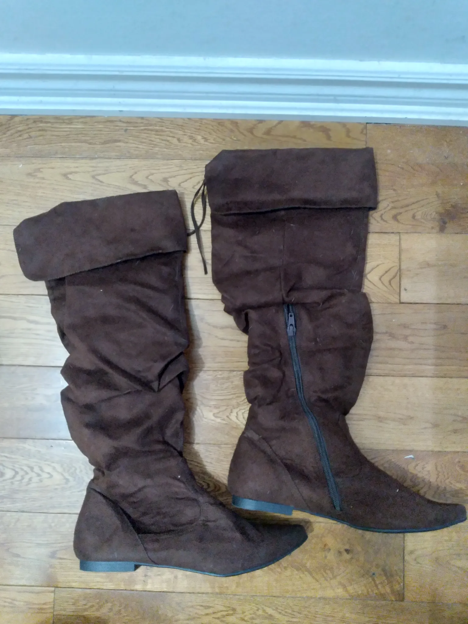 Boots, size 8, not warm photo 1
