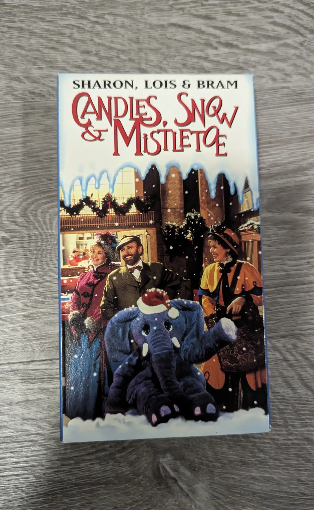 Sharon, Lois and Bram: Candles, Snow and Mistletoe VHS Movie  photo 1