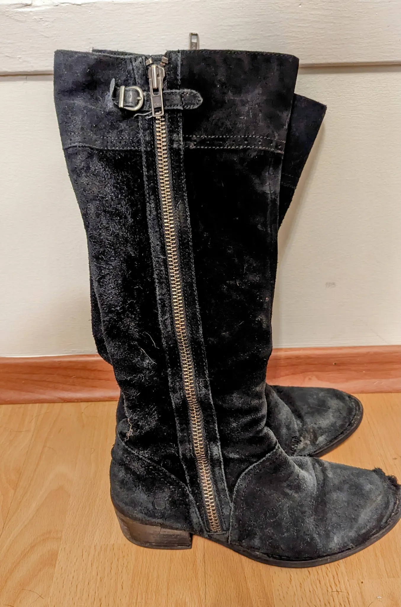 Women's Black Boots - Size 8.5 photo 1