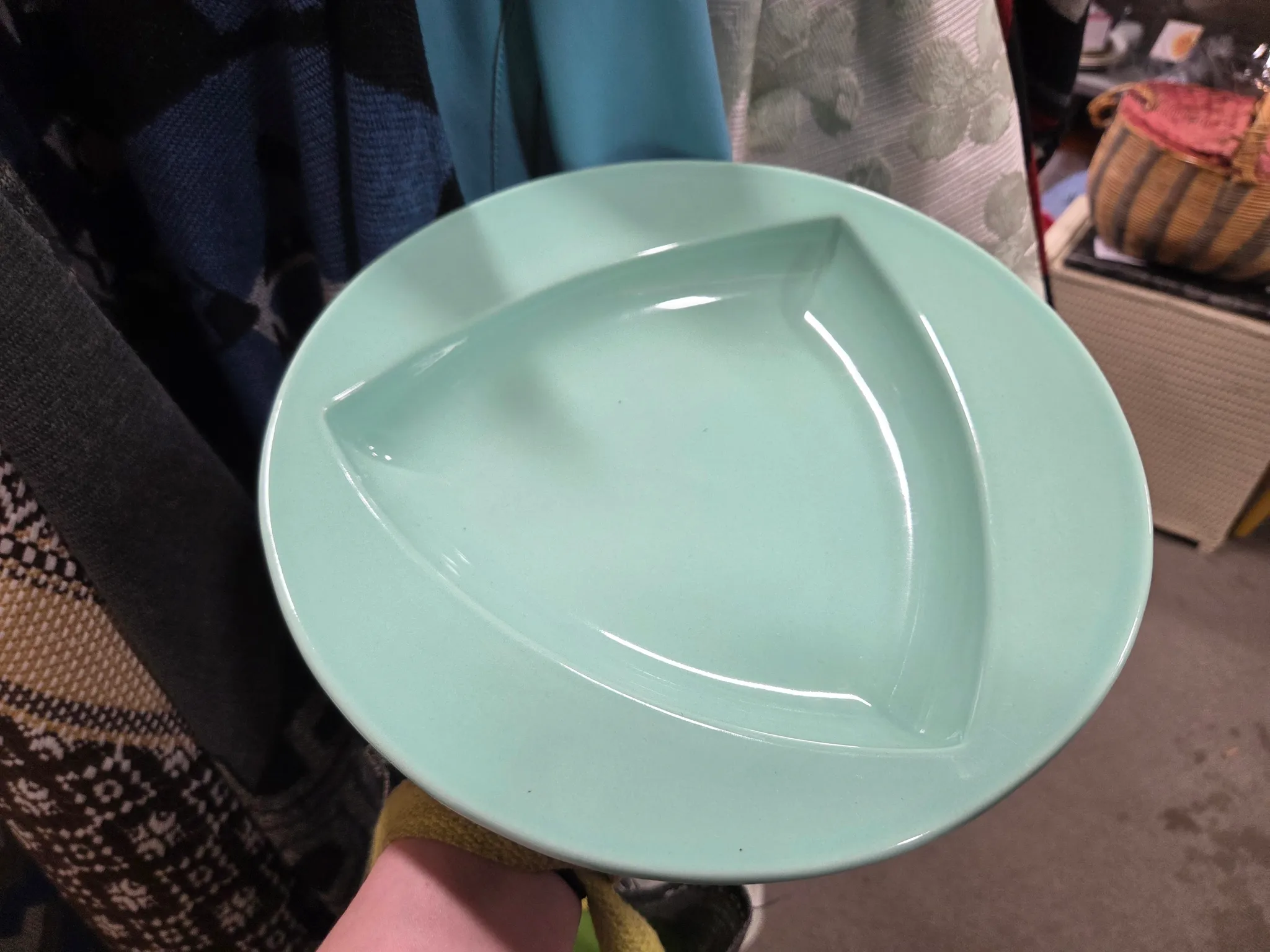 Homer Laughlen dish photo 1