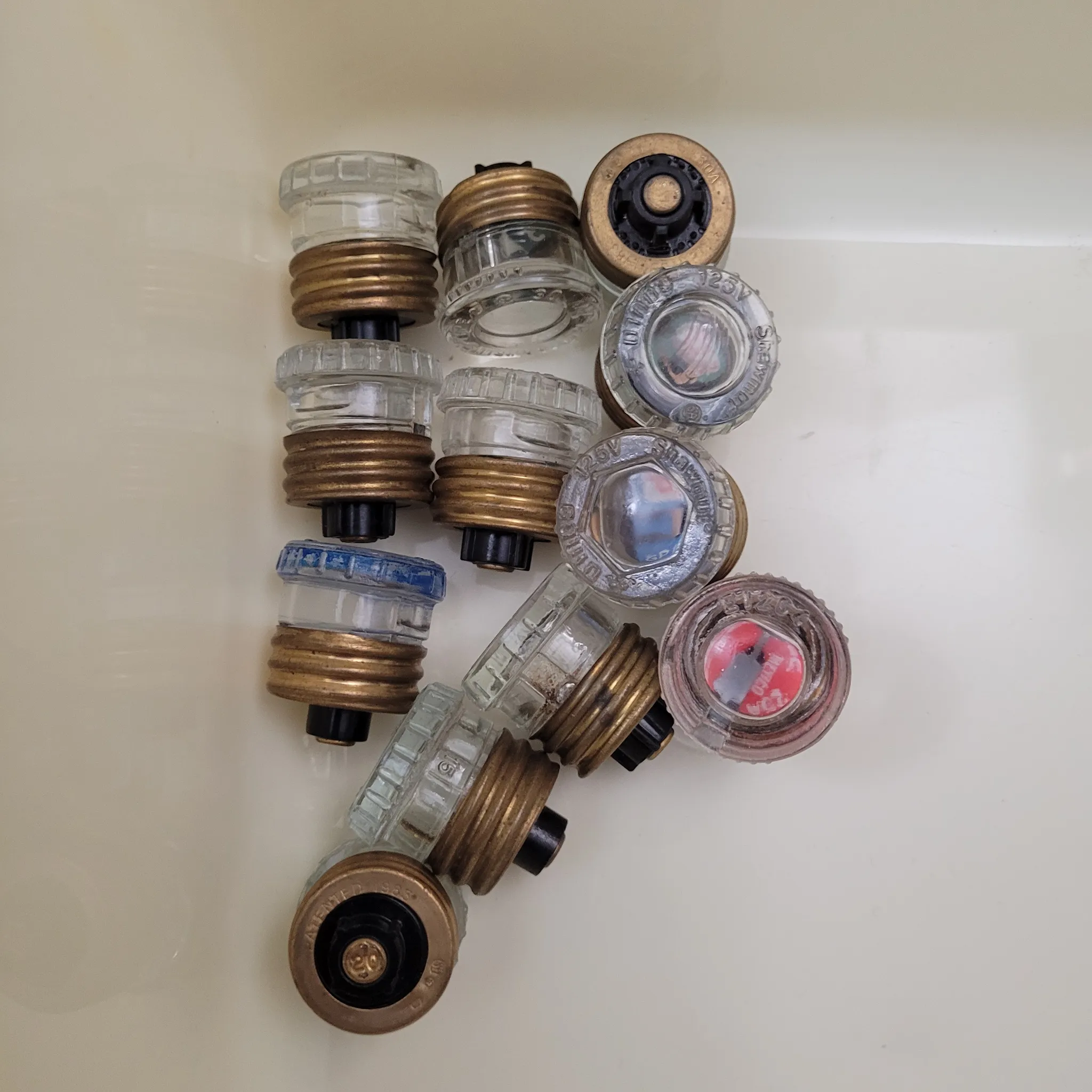 Fuses  photo 1