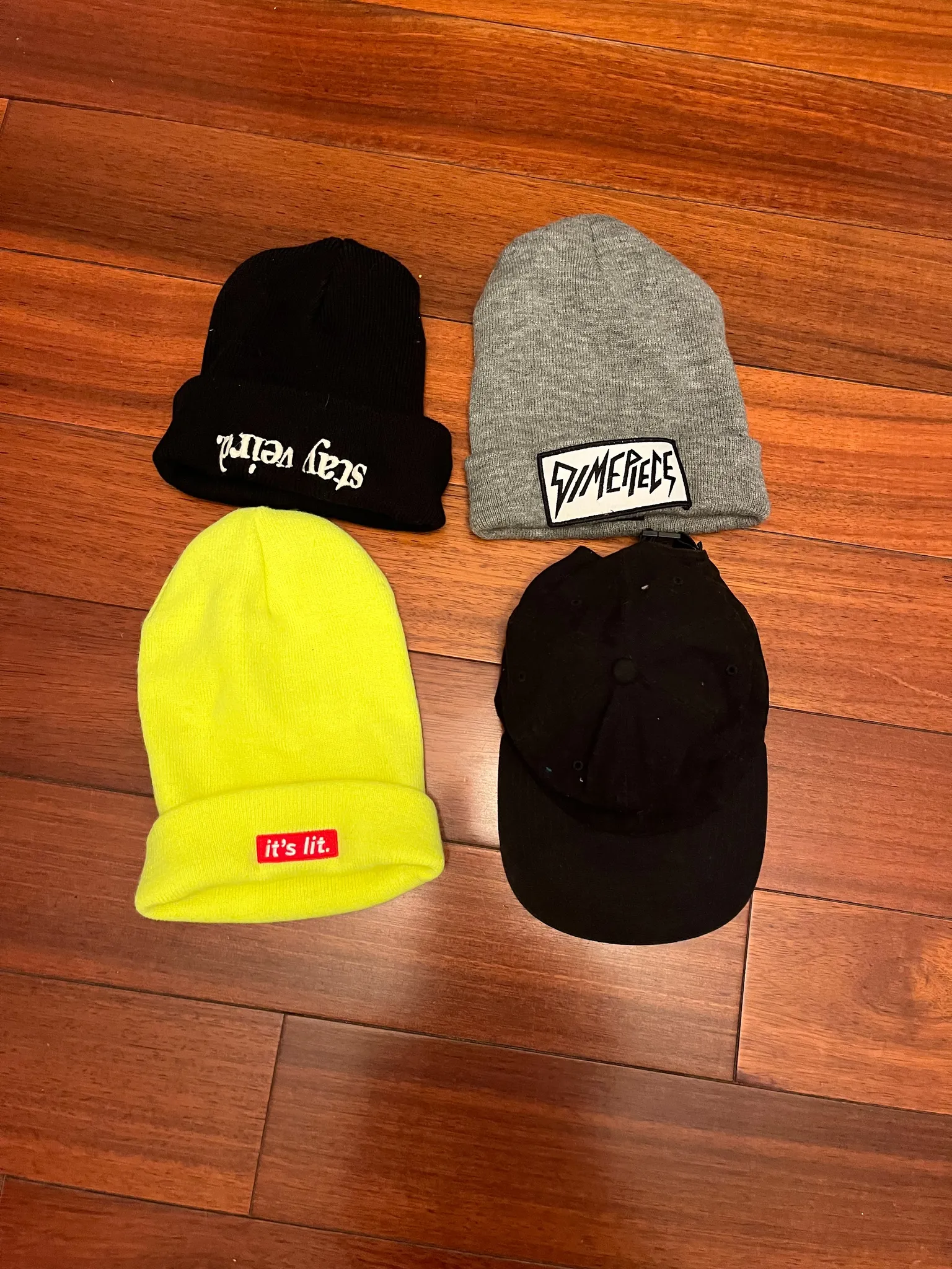 Beanies  photo 1