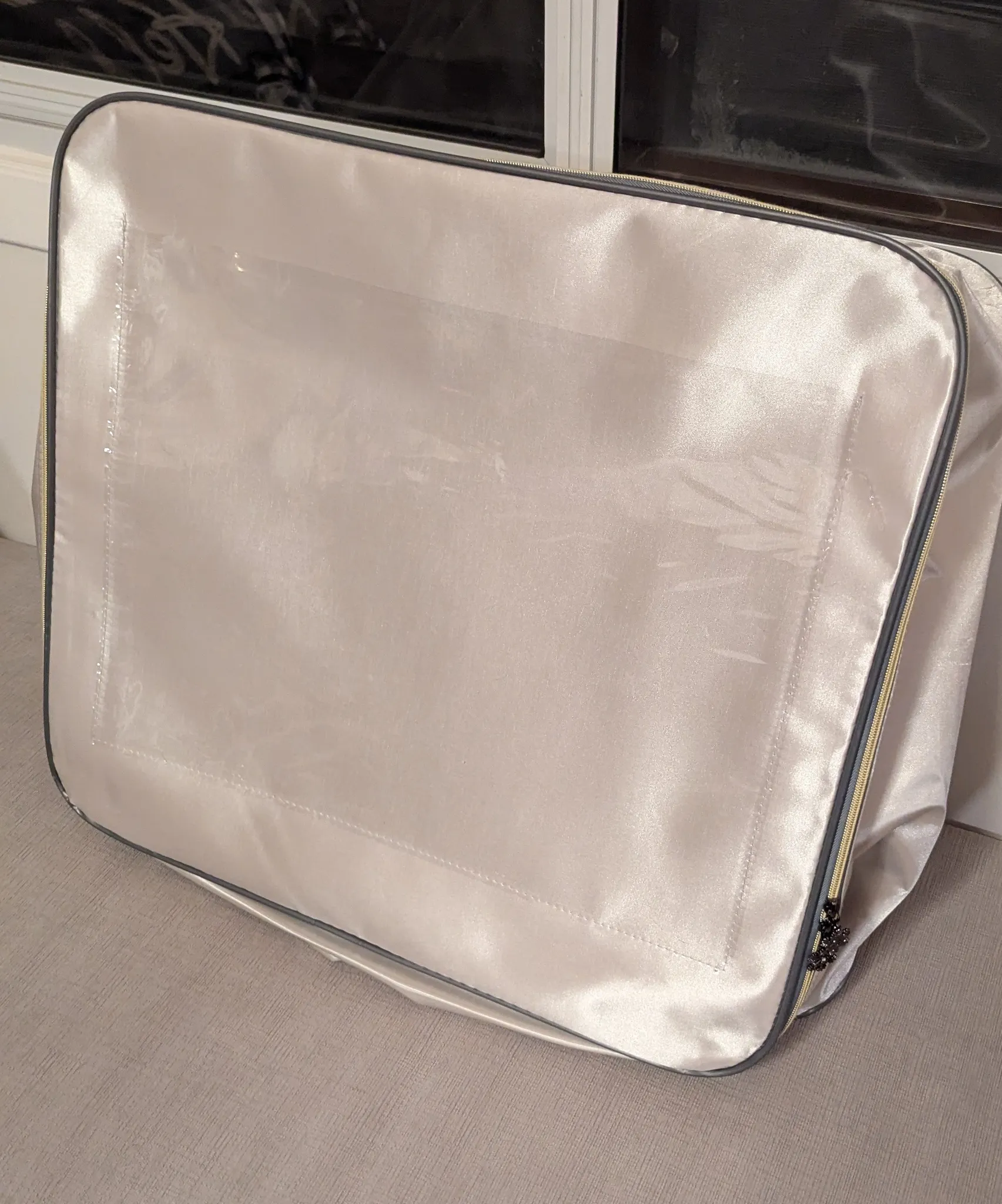 New Duvet Bag with Zipper Closure photo 1