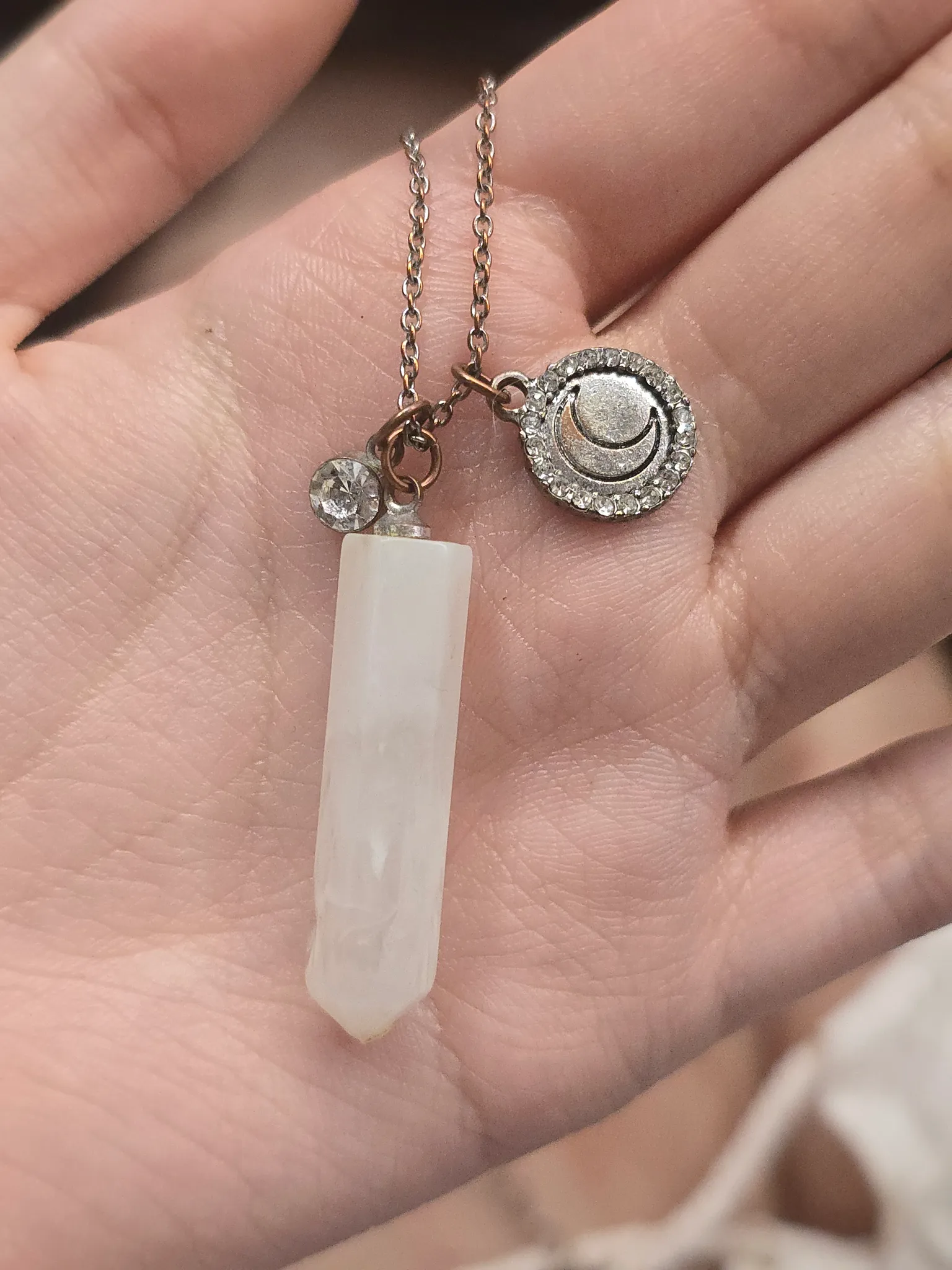 Resin Necklace photo 1