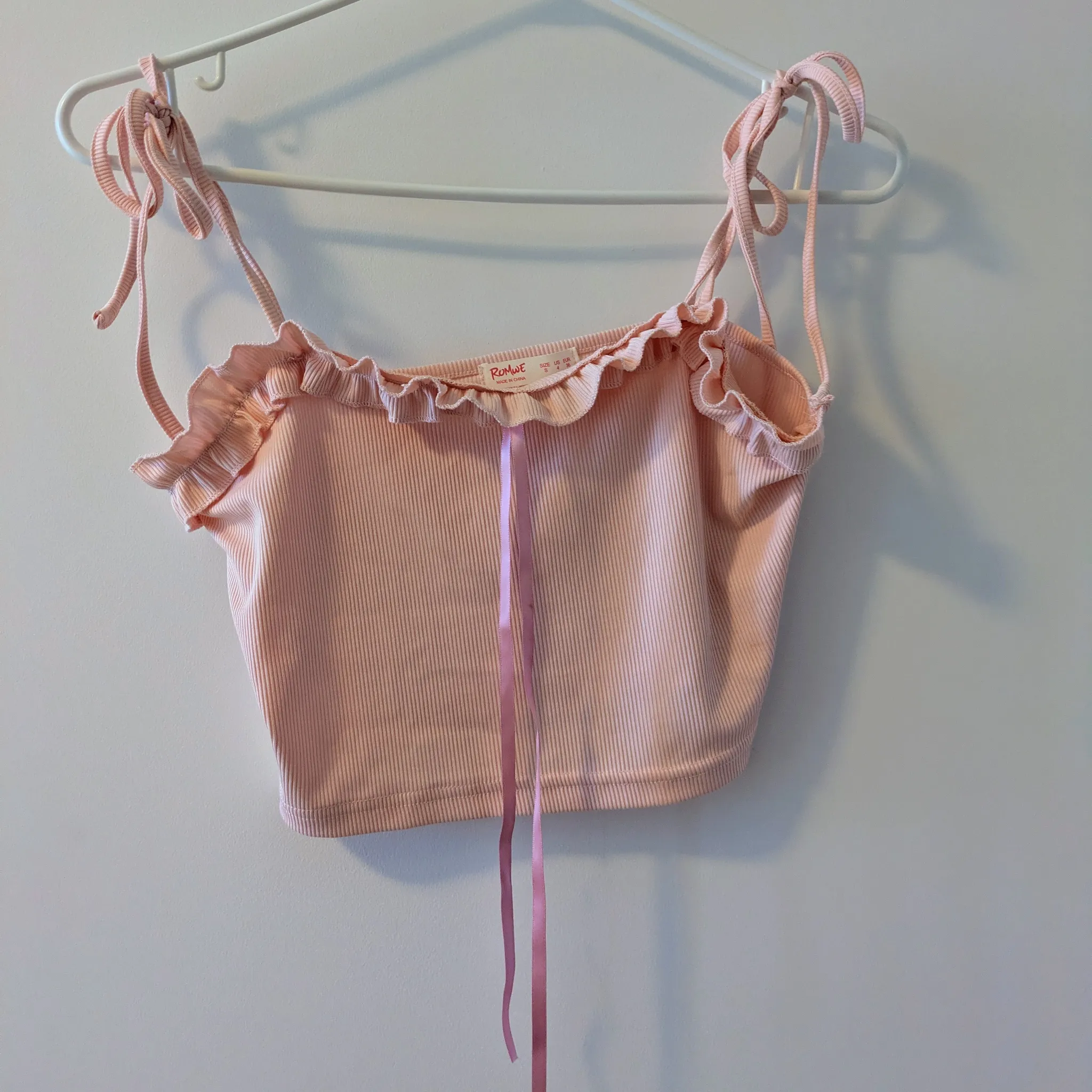 Frilly Crop Top - Size S photo 1