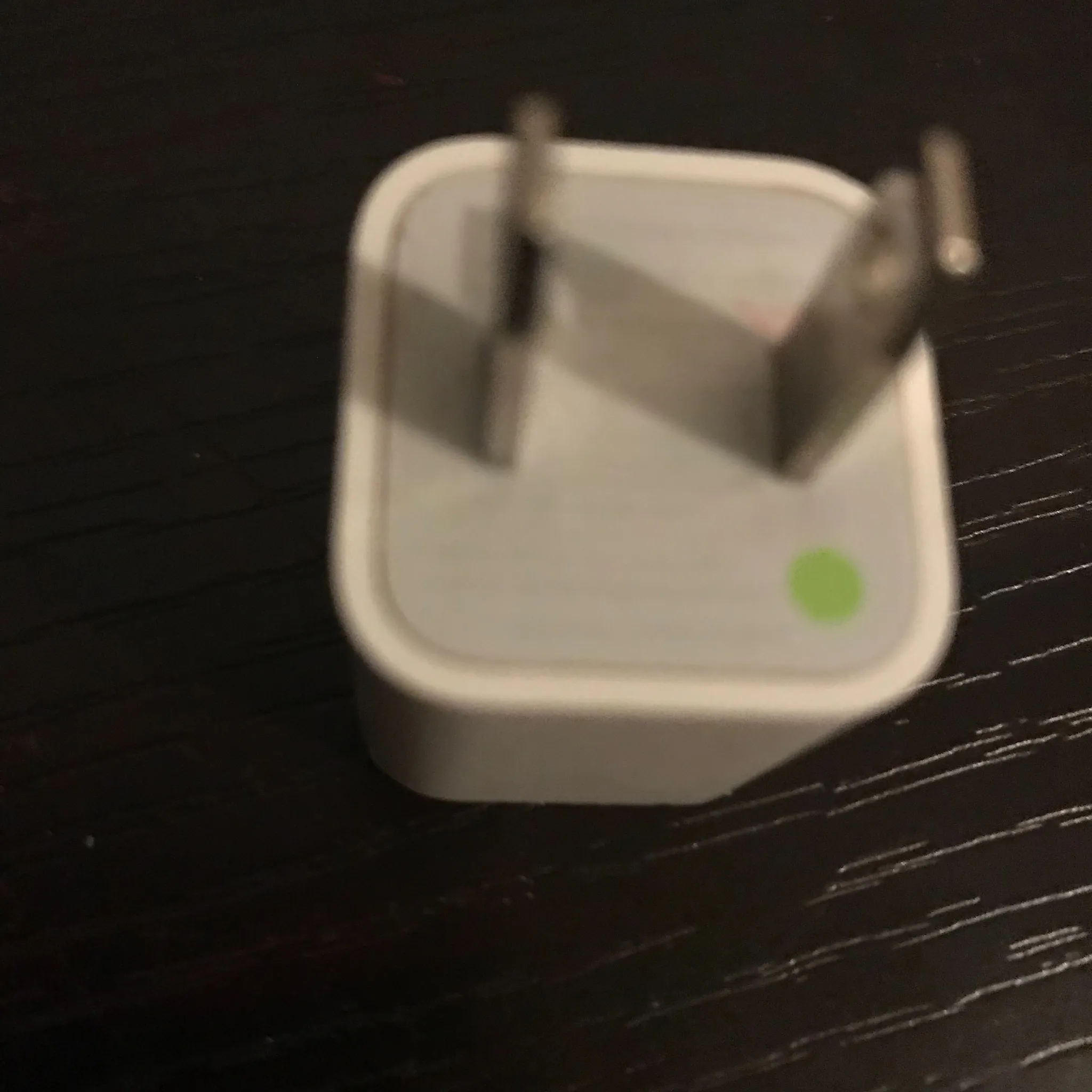 Apple charging cube photo 1