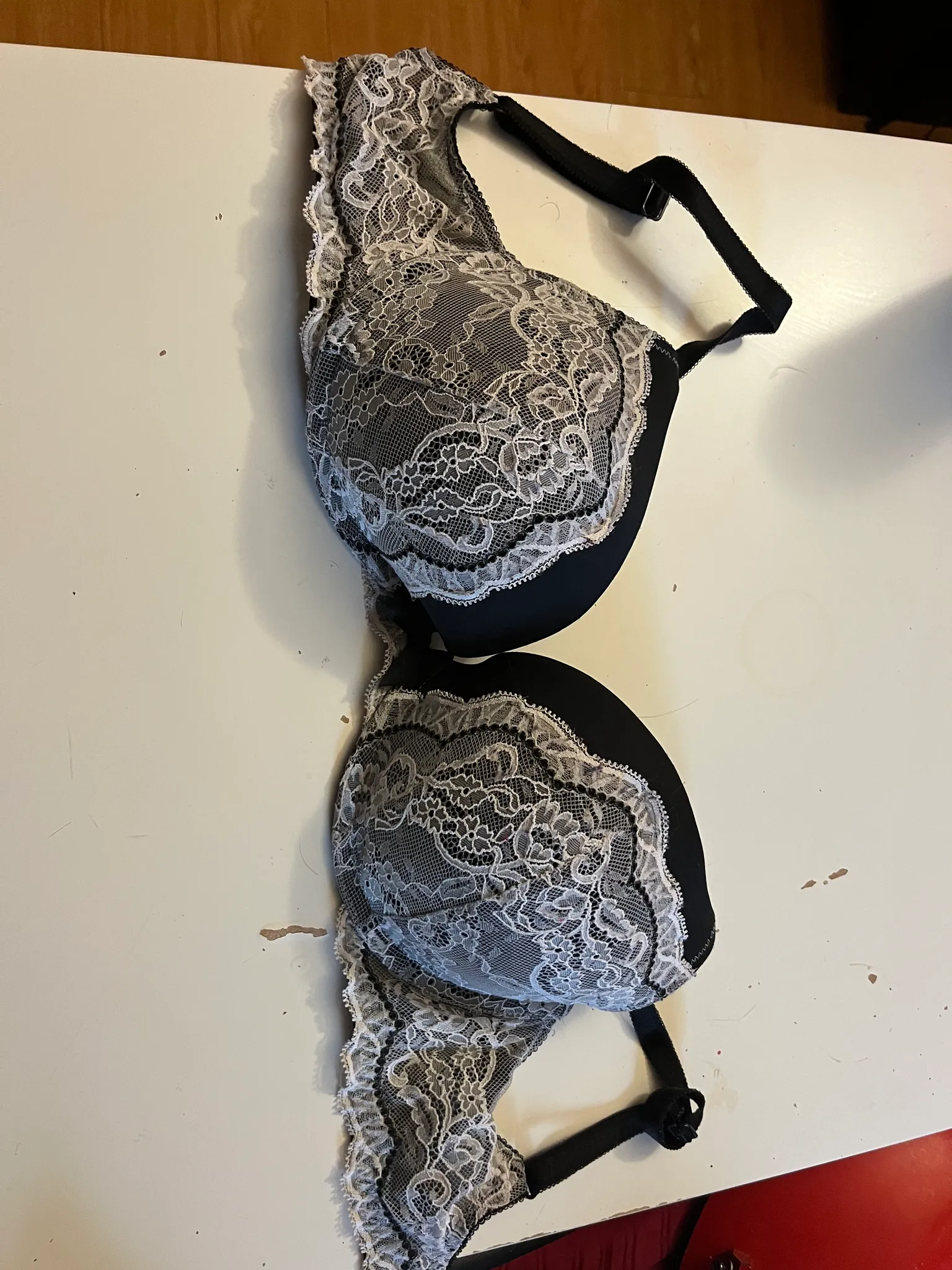 Ultra push up lacy bra photo 1