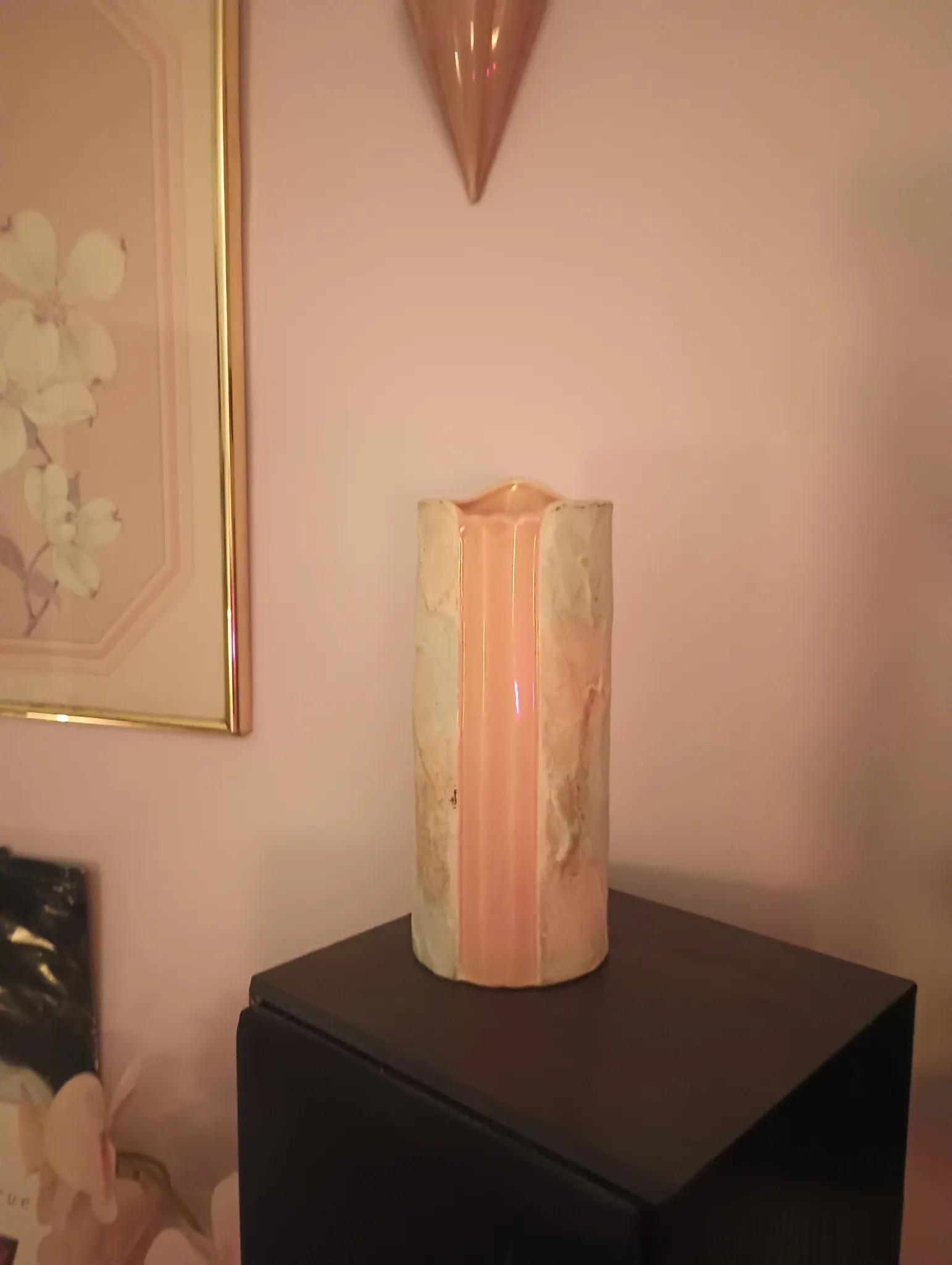 art deco 90s post mod vase pink peach miami vice 80s photo 1