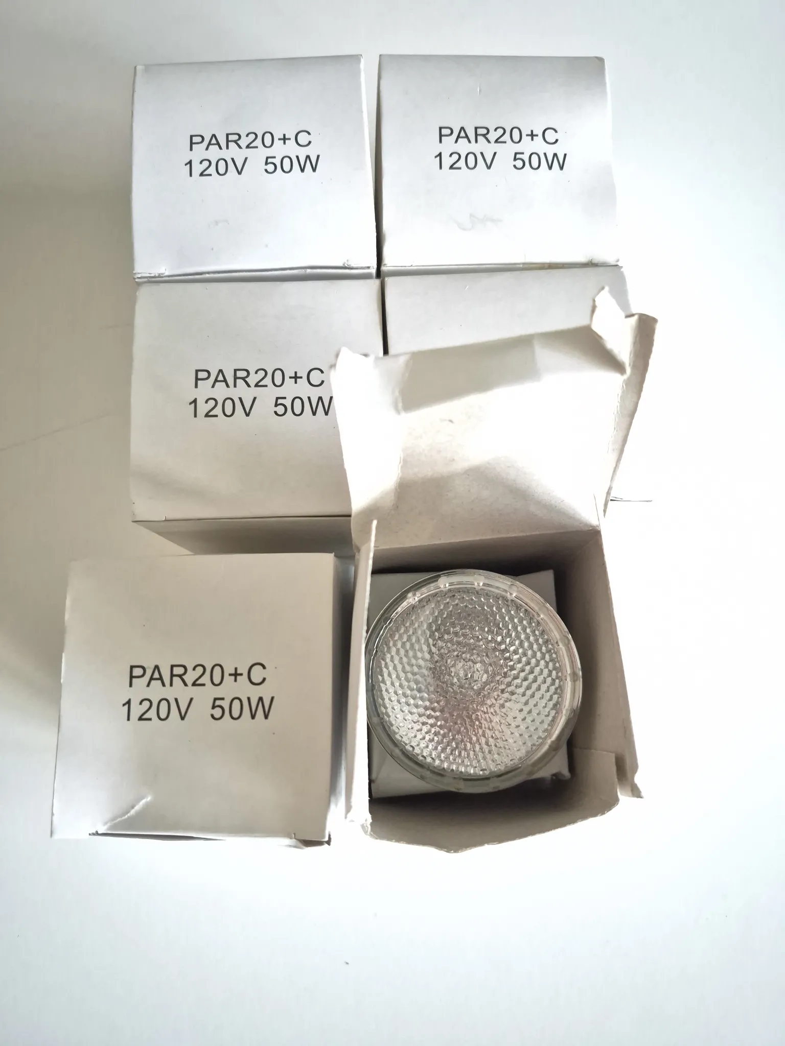 Halogen Floodlight Lightbulbs: NEW  photo 1