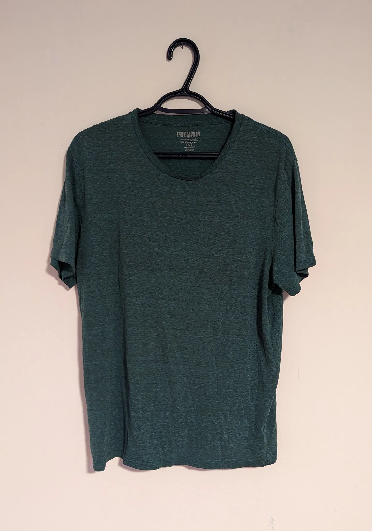 Men's Large Green Shirt  photo 1
