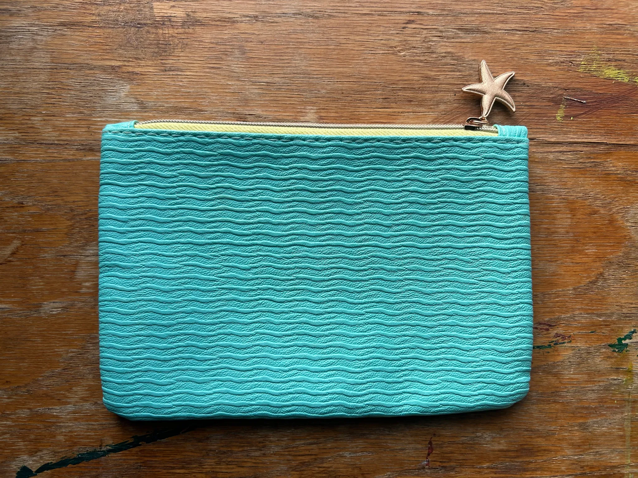 Ipsy bag photo 1