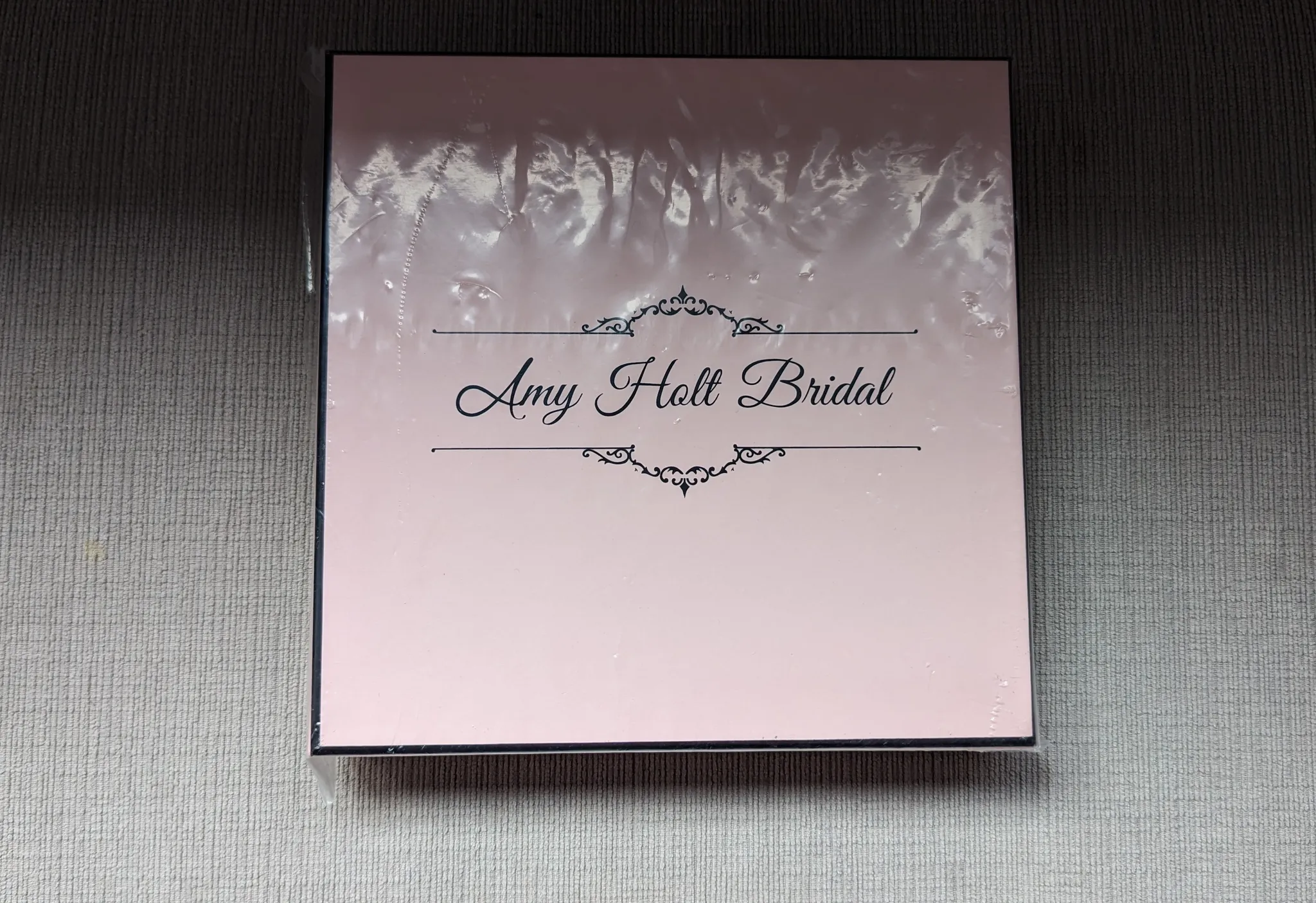 Brand New Amy Holt Bridal Engagement Gifts photo 1