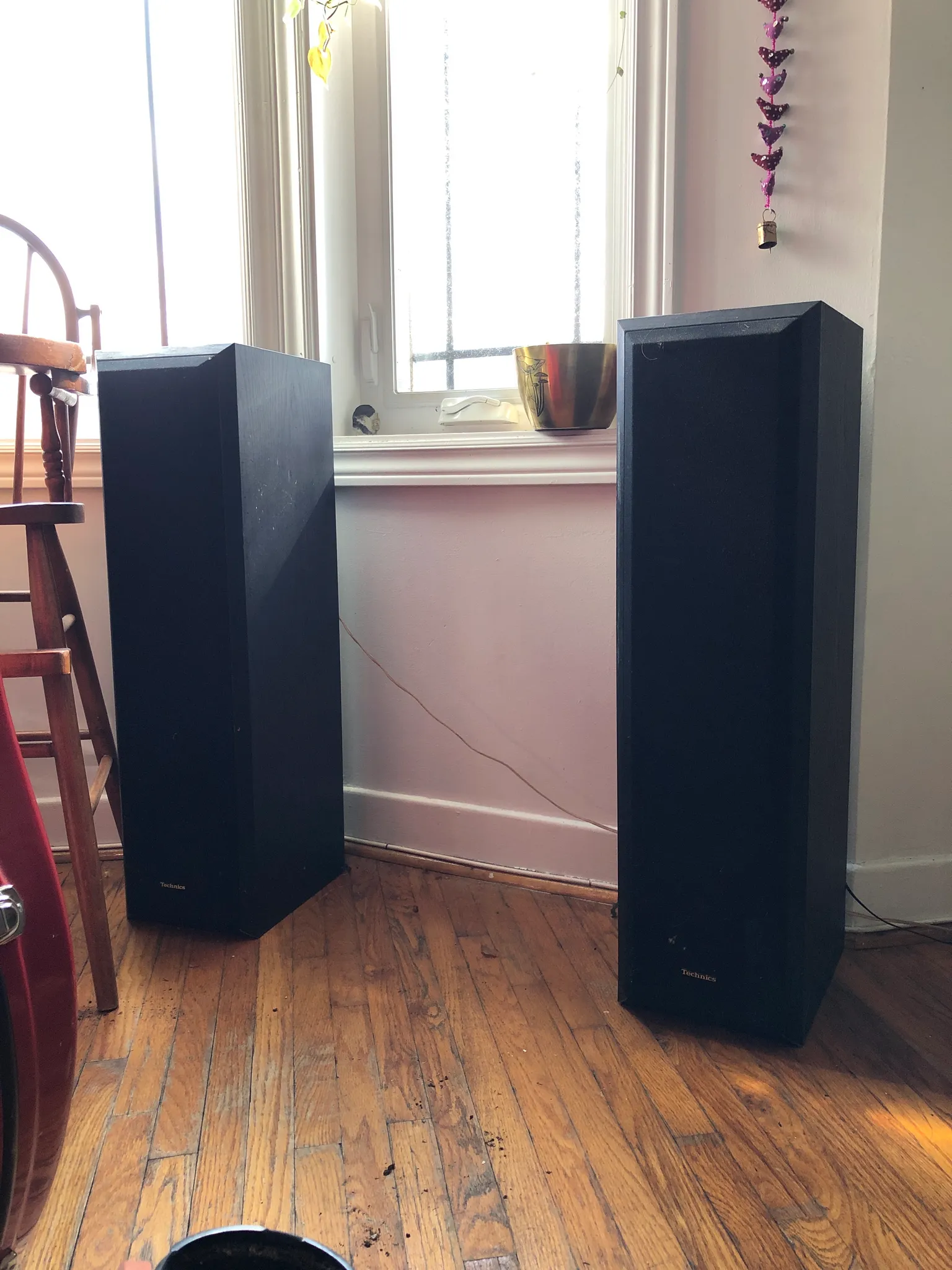 tower speakers, wired, & receiver  photo 1