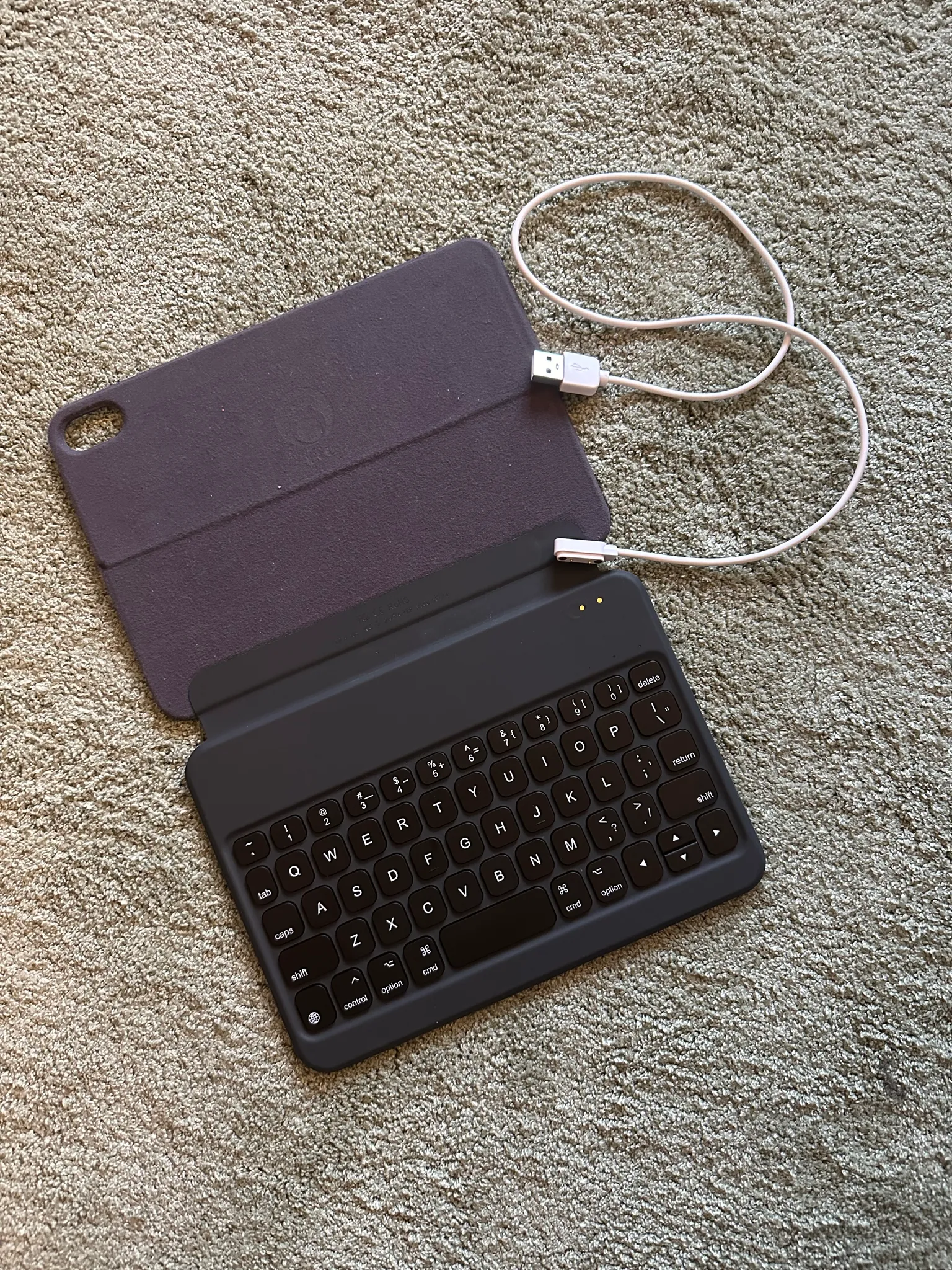 iPad mini 6 Bluetooth keyboard case photo 1