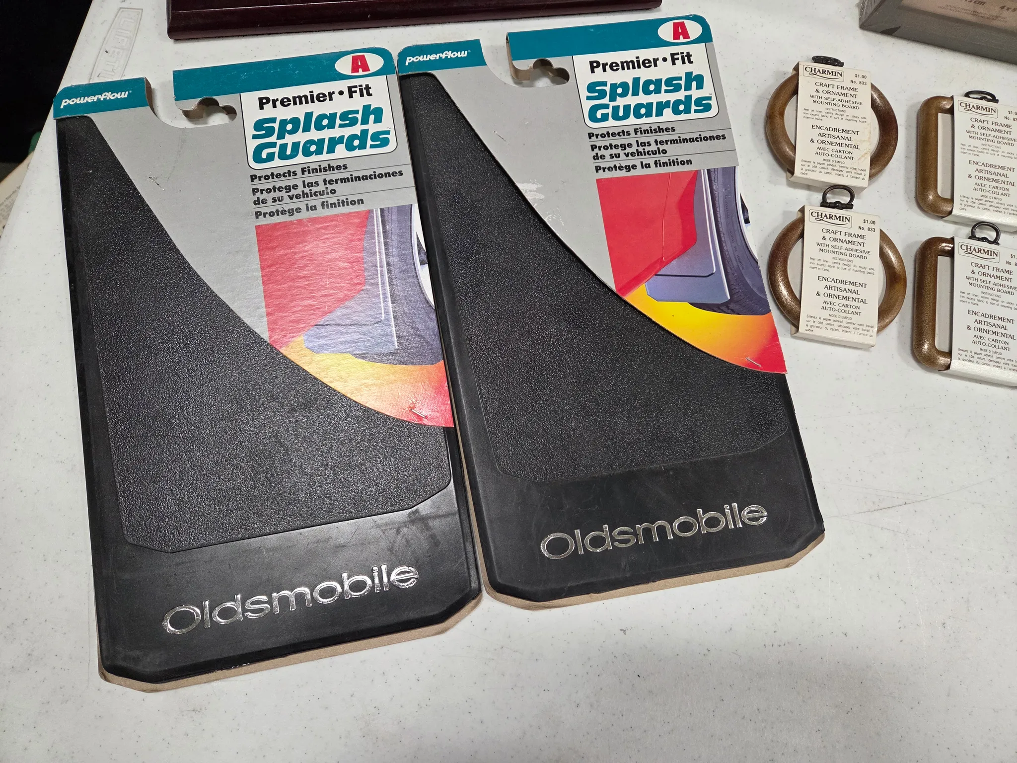 Oldsmobile mud flaps  photo 1