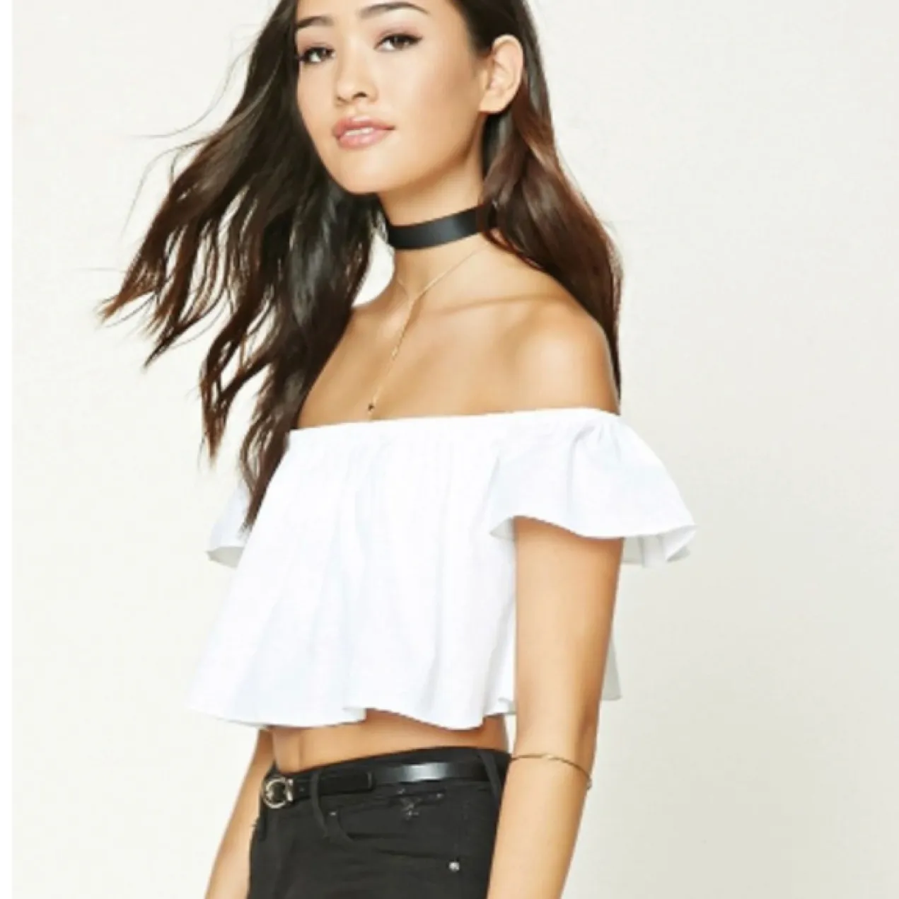 Off The Shoulder Crop Top photo 1