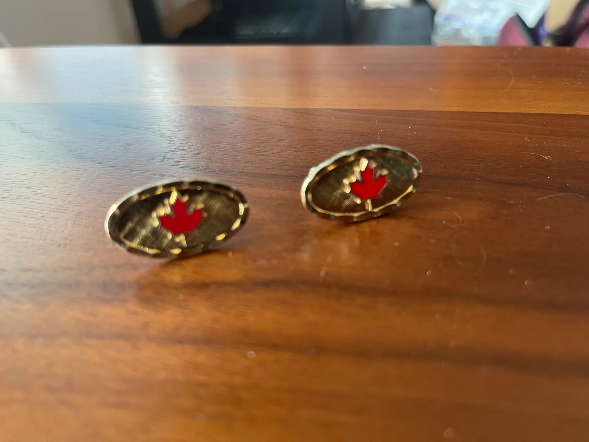 Gold-Toned Maple Leaf Cuff Links photo 1