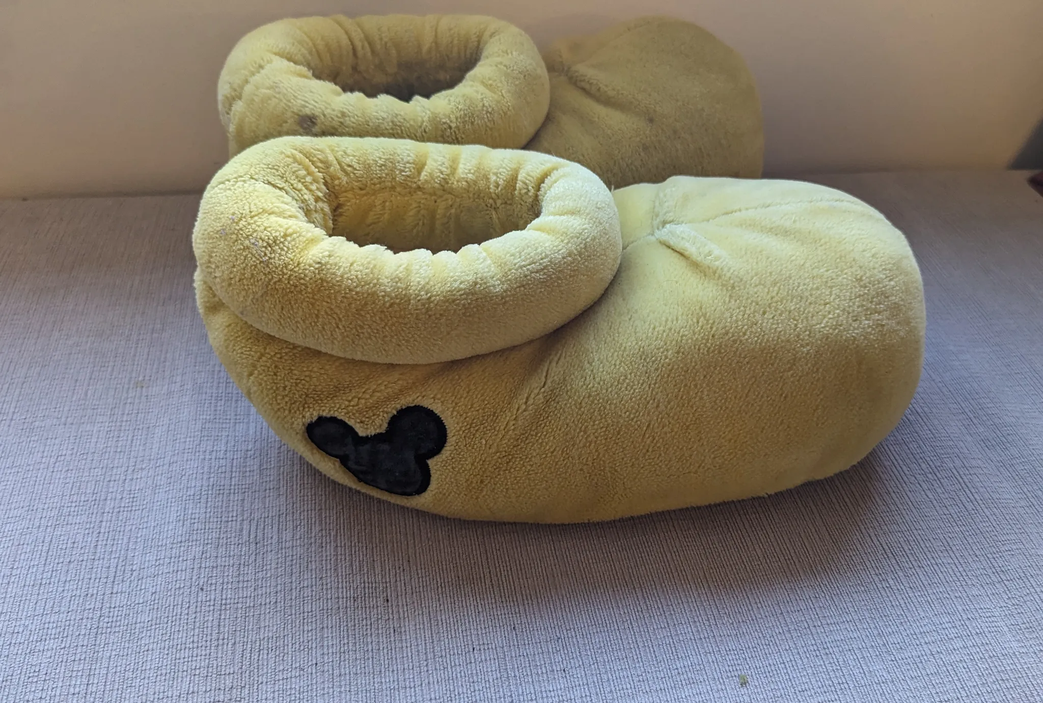 Mickey Mouse Yellow Slippers - Women's Size 9.5-11 or Men 8-10.5 photo 1