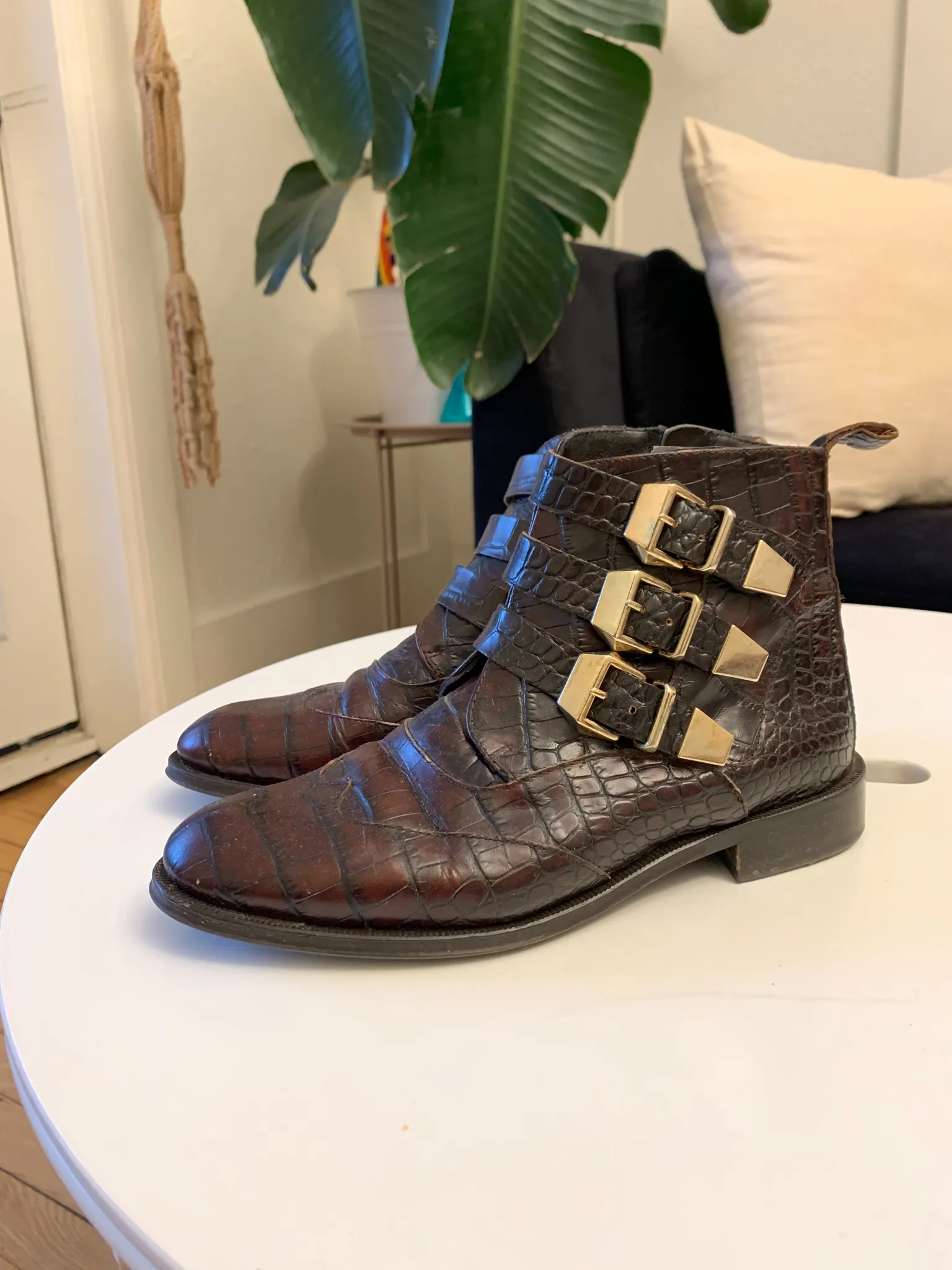 Leather Chelsea boots photo 1