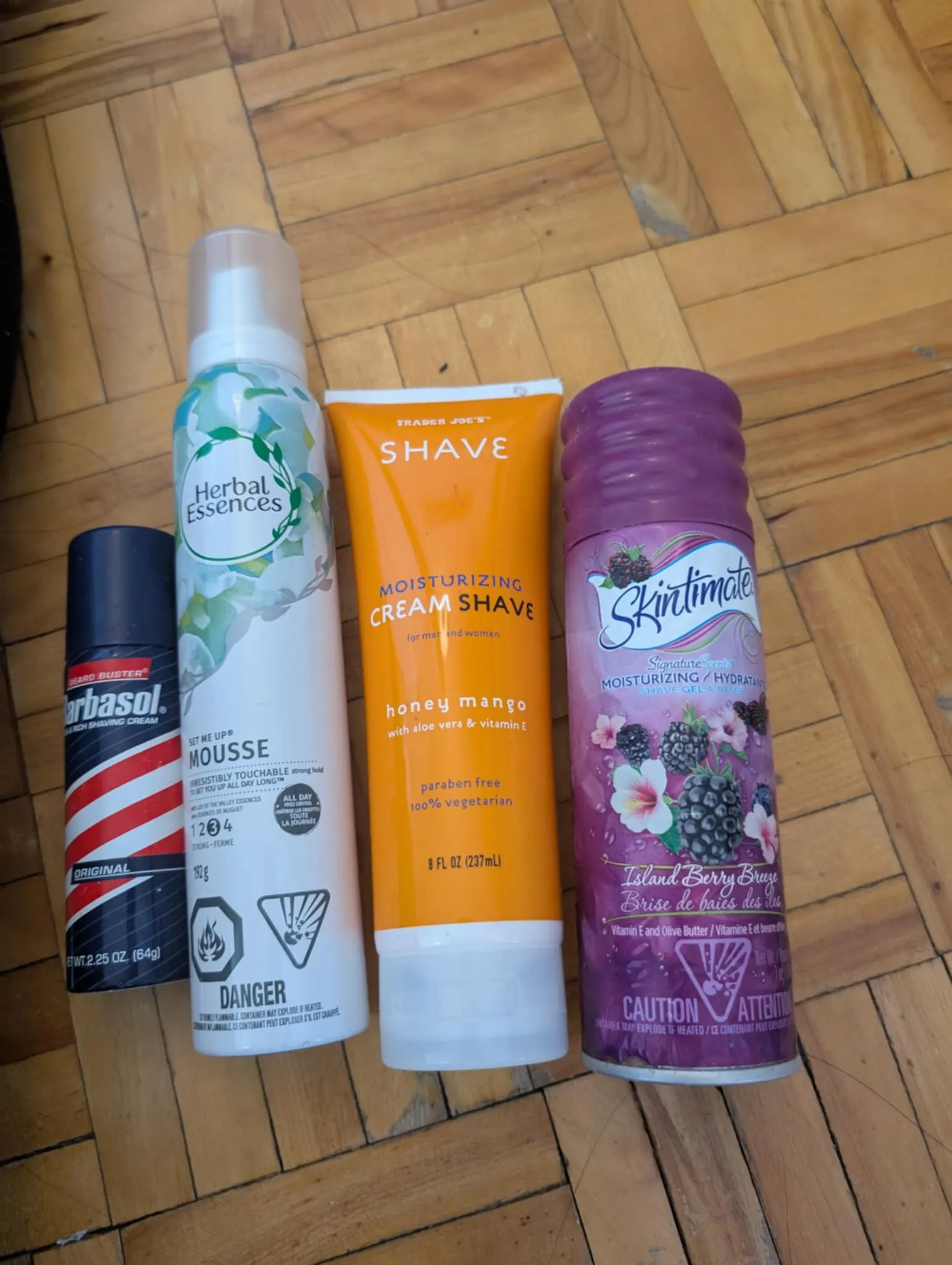 Shaving cream and mousse photo 1