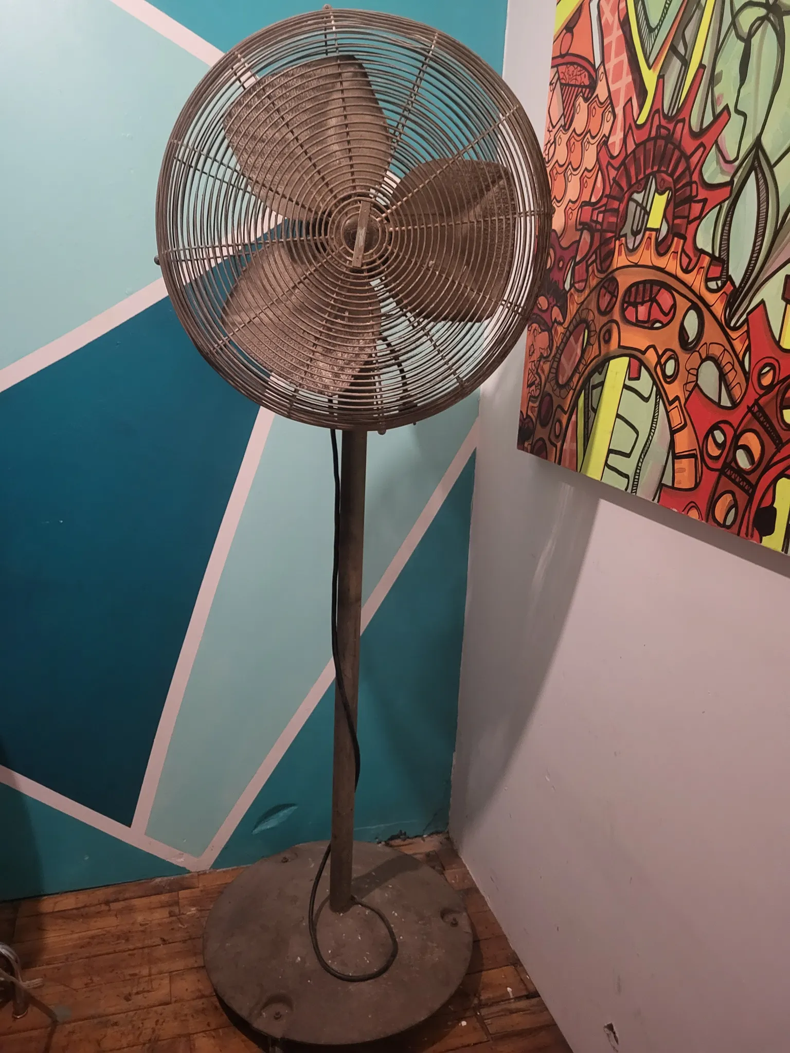 Industrial fan photo 1