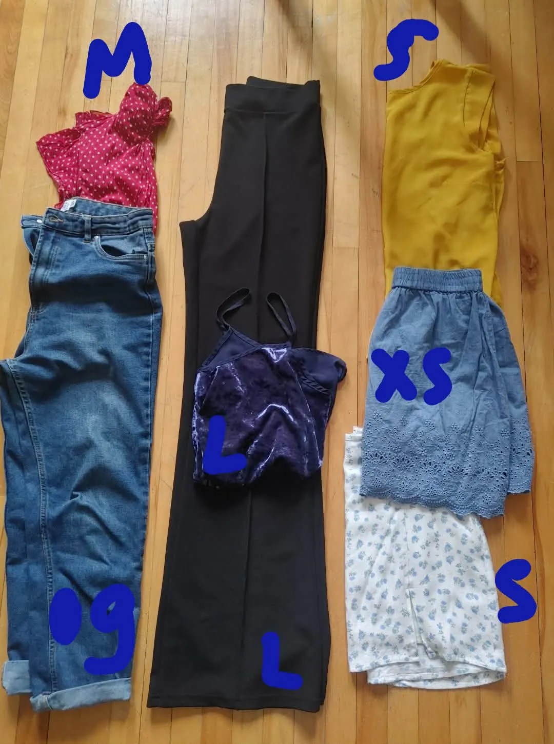 Clothing photo 1