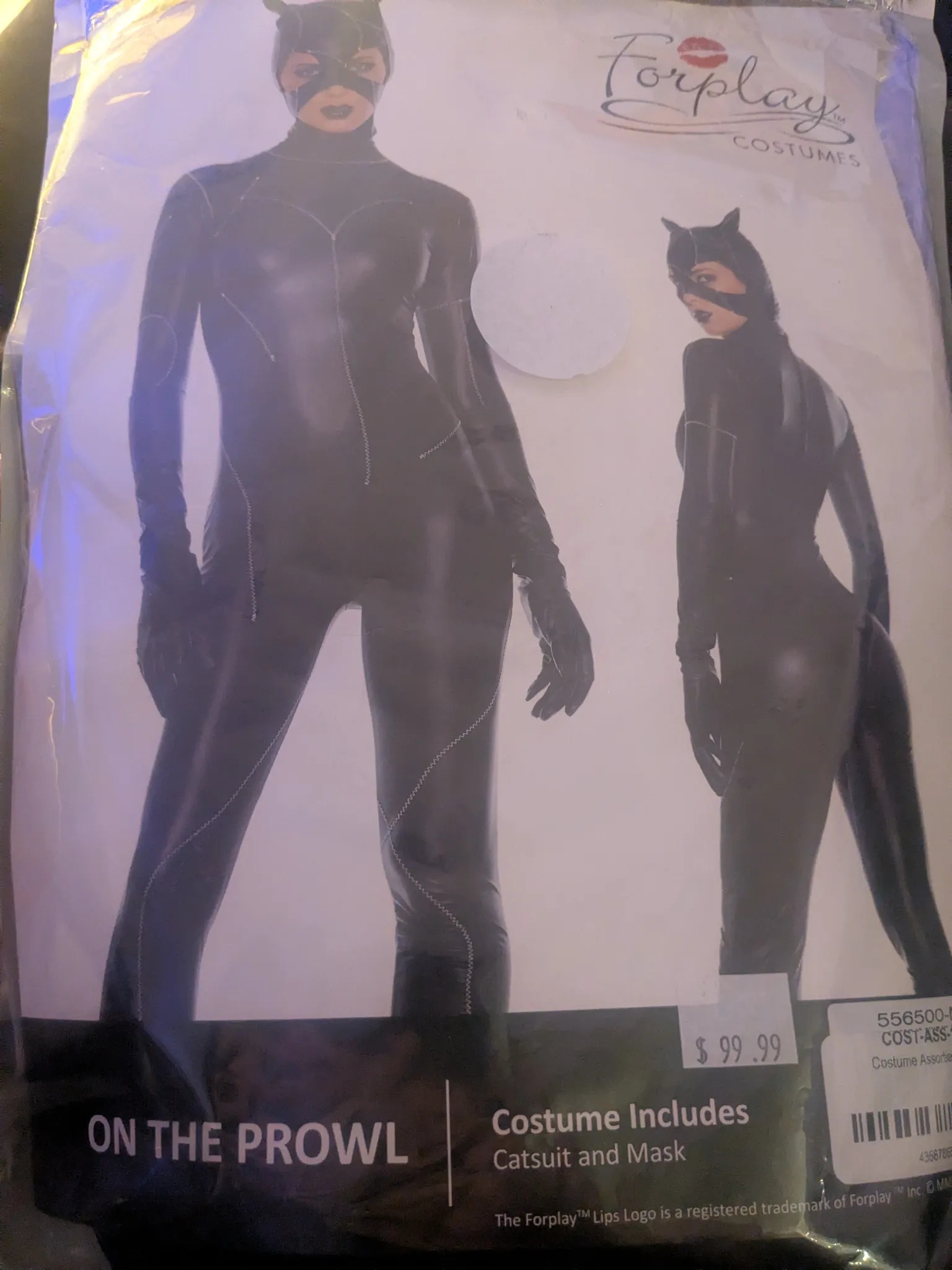 Costume - new with tags  photo 1