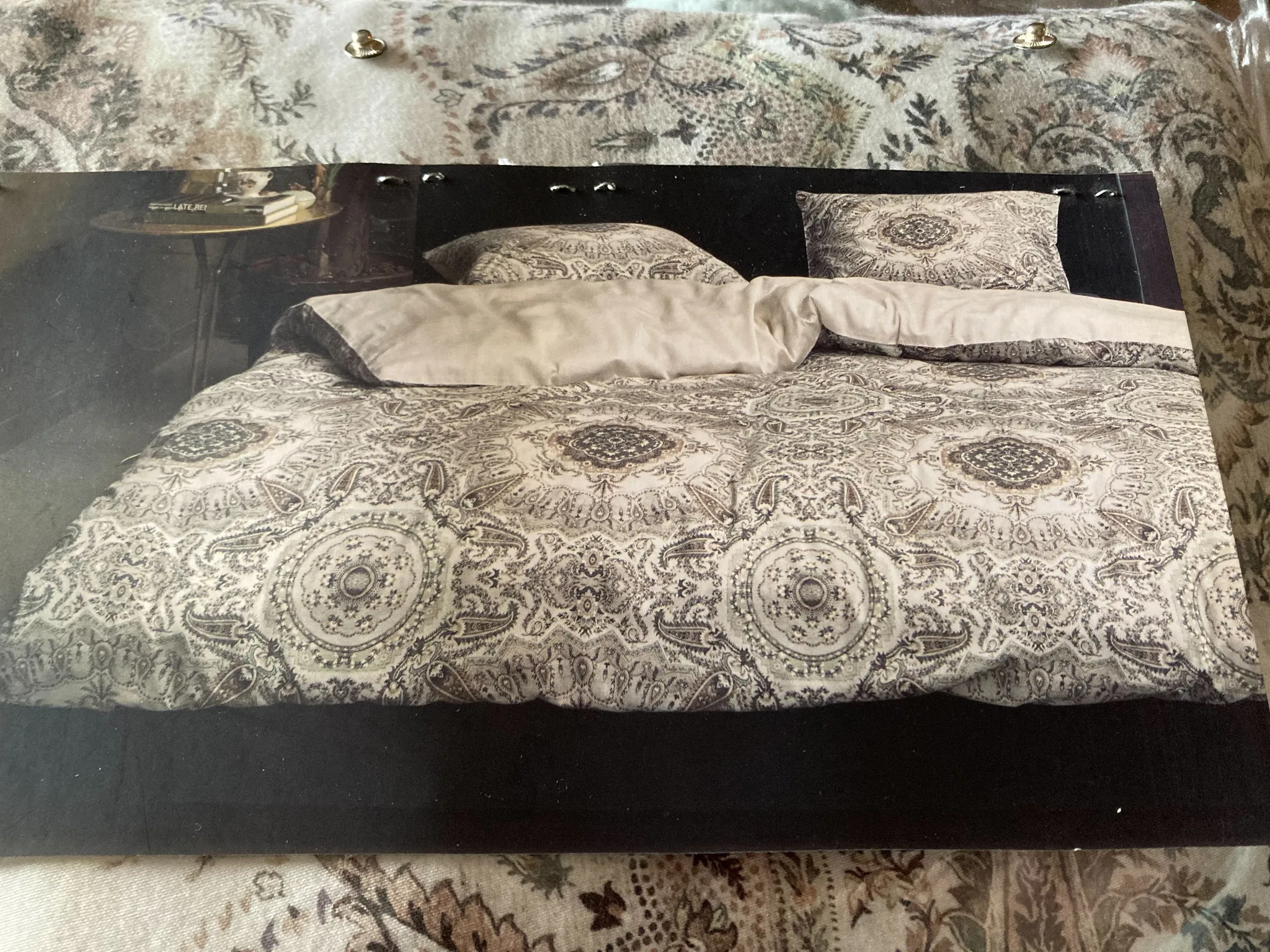 Duvet Cover, Queen w/ 2 shams photo 1