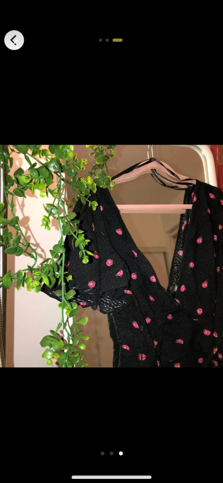 V neck floral crop top photo 1
