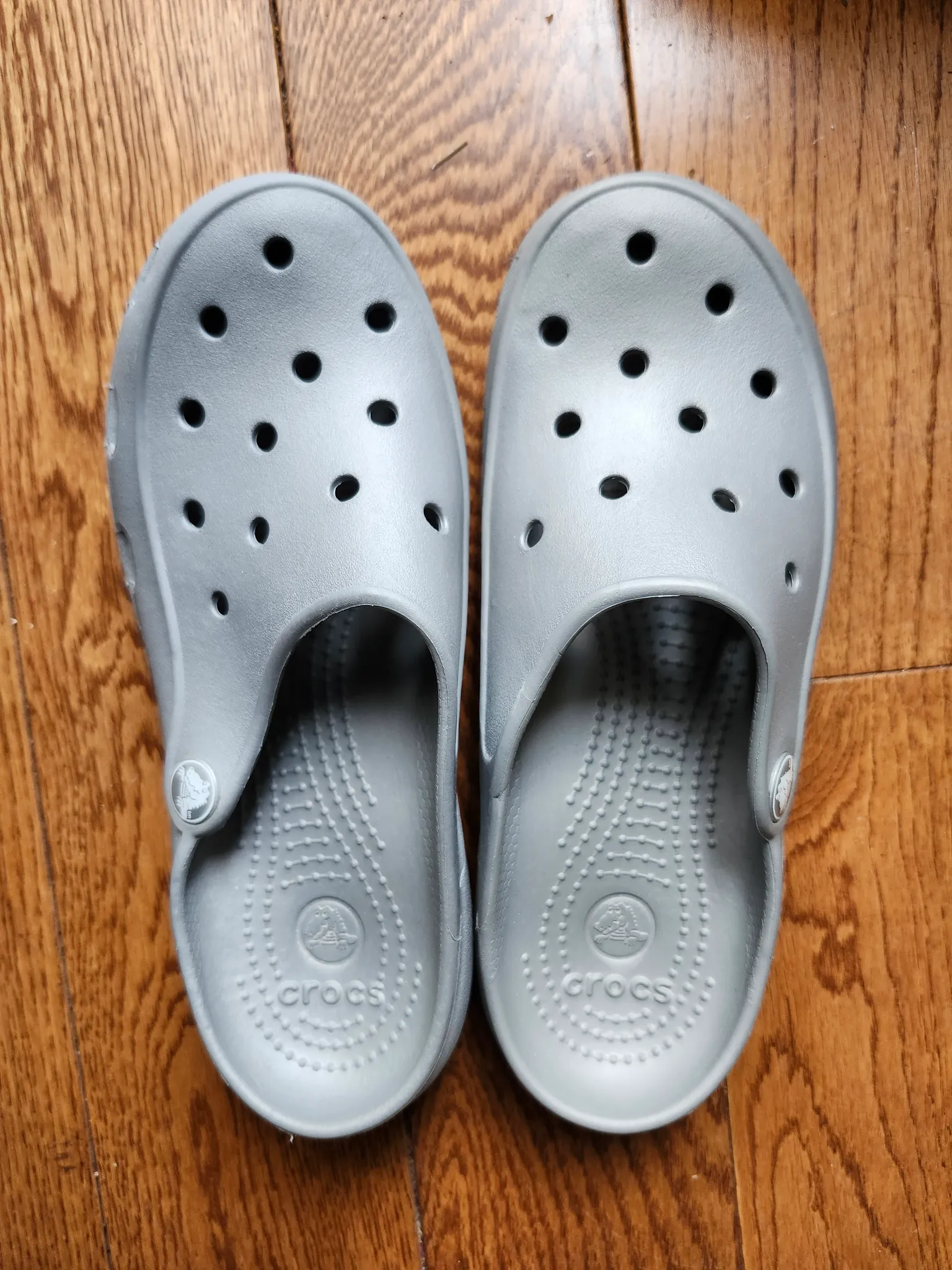 Women's crocs, size 7 photo 1