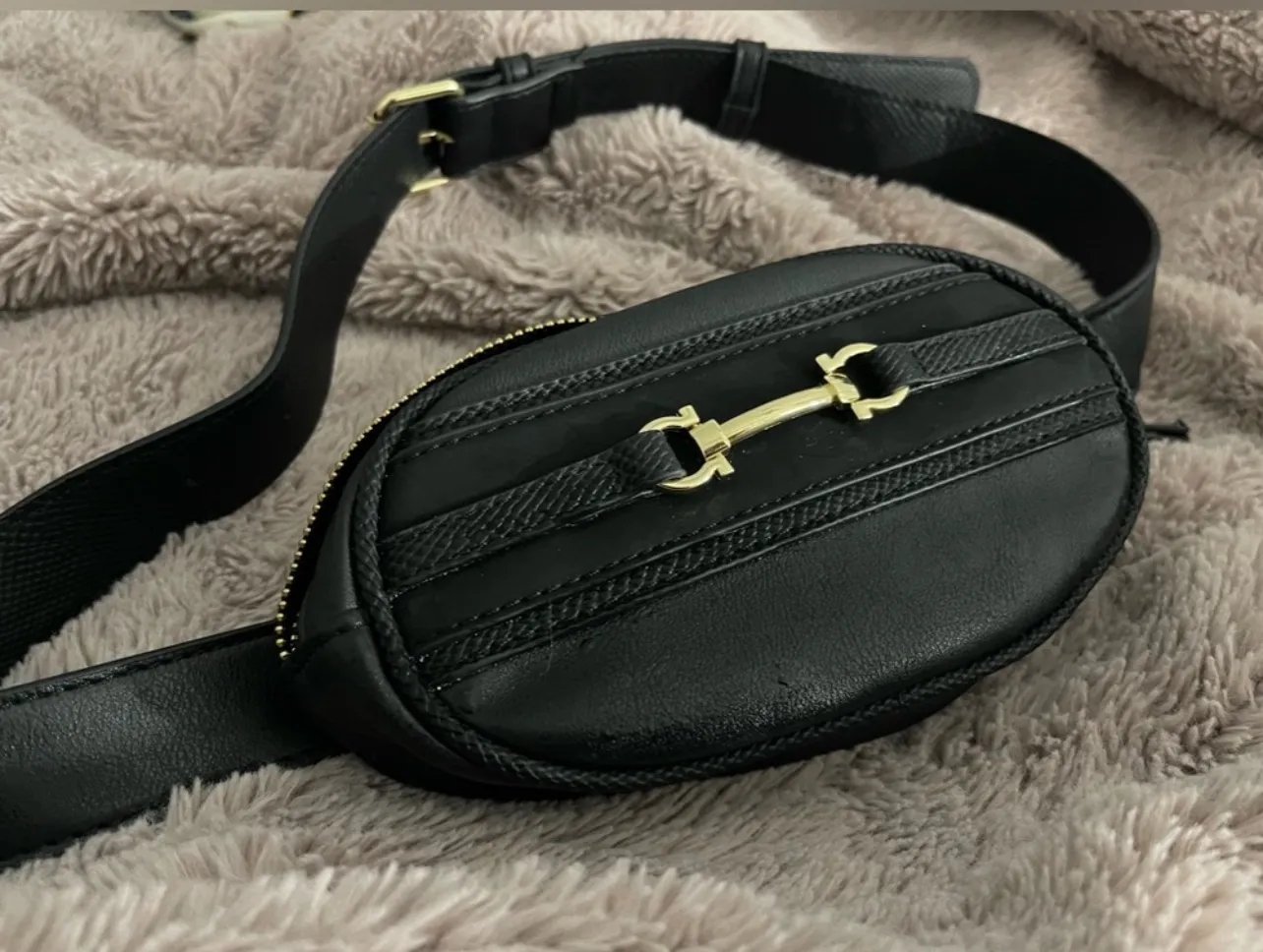 Black Belt Bag photo 1