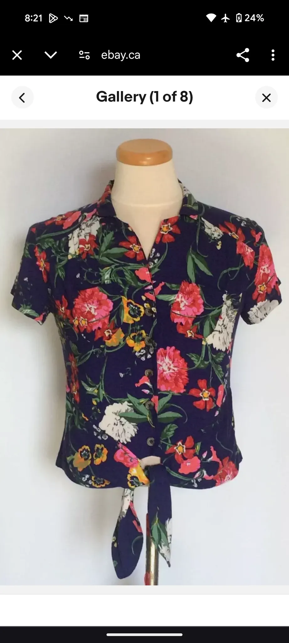 Floral top photo 1