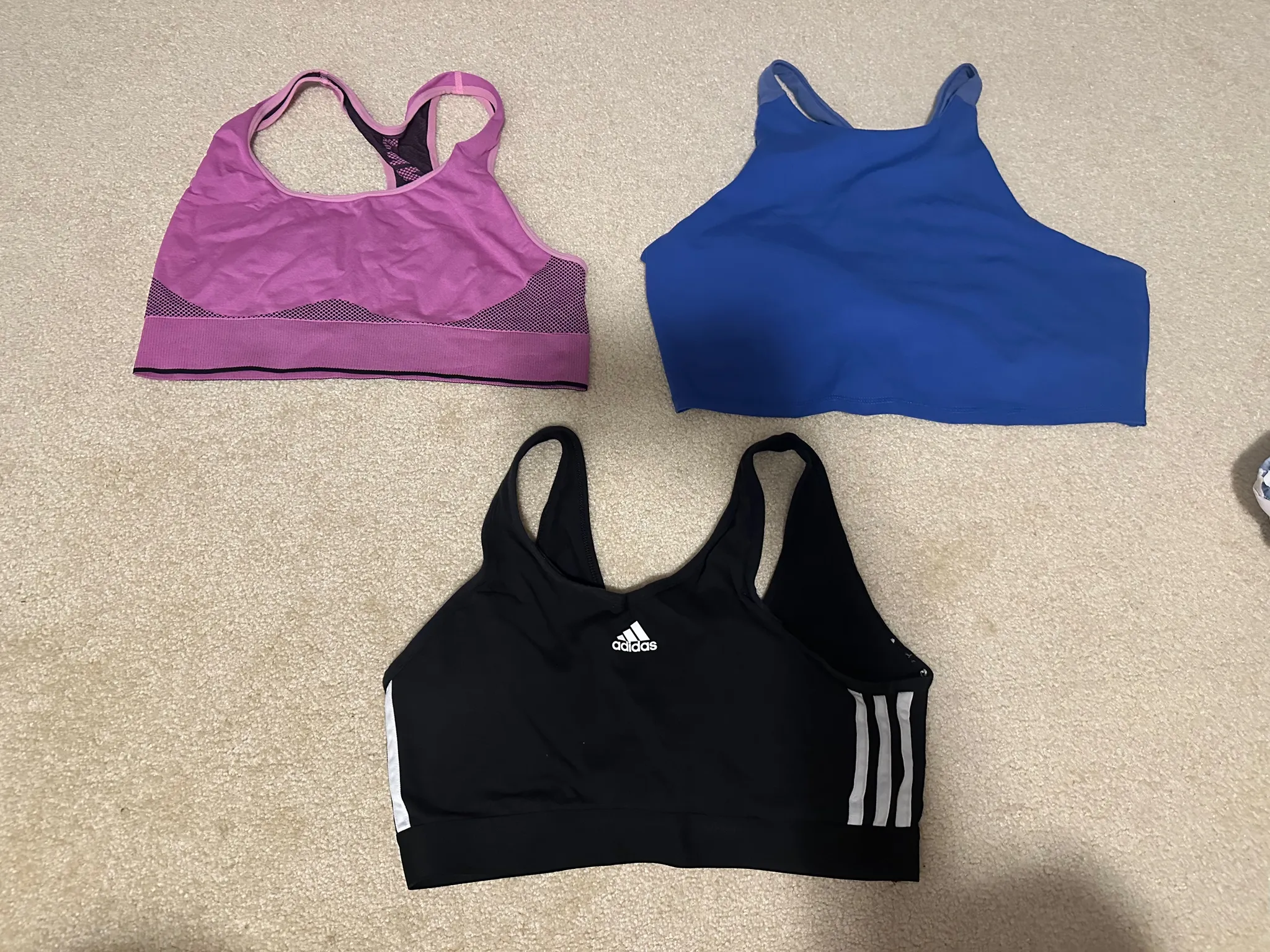 Women’s sports bras  photo 1