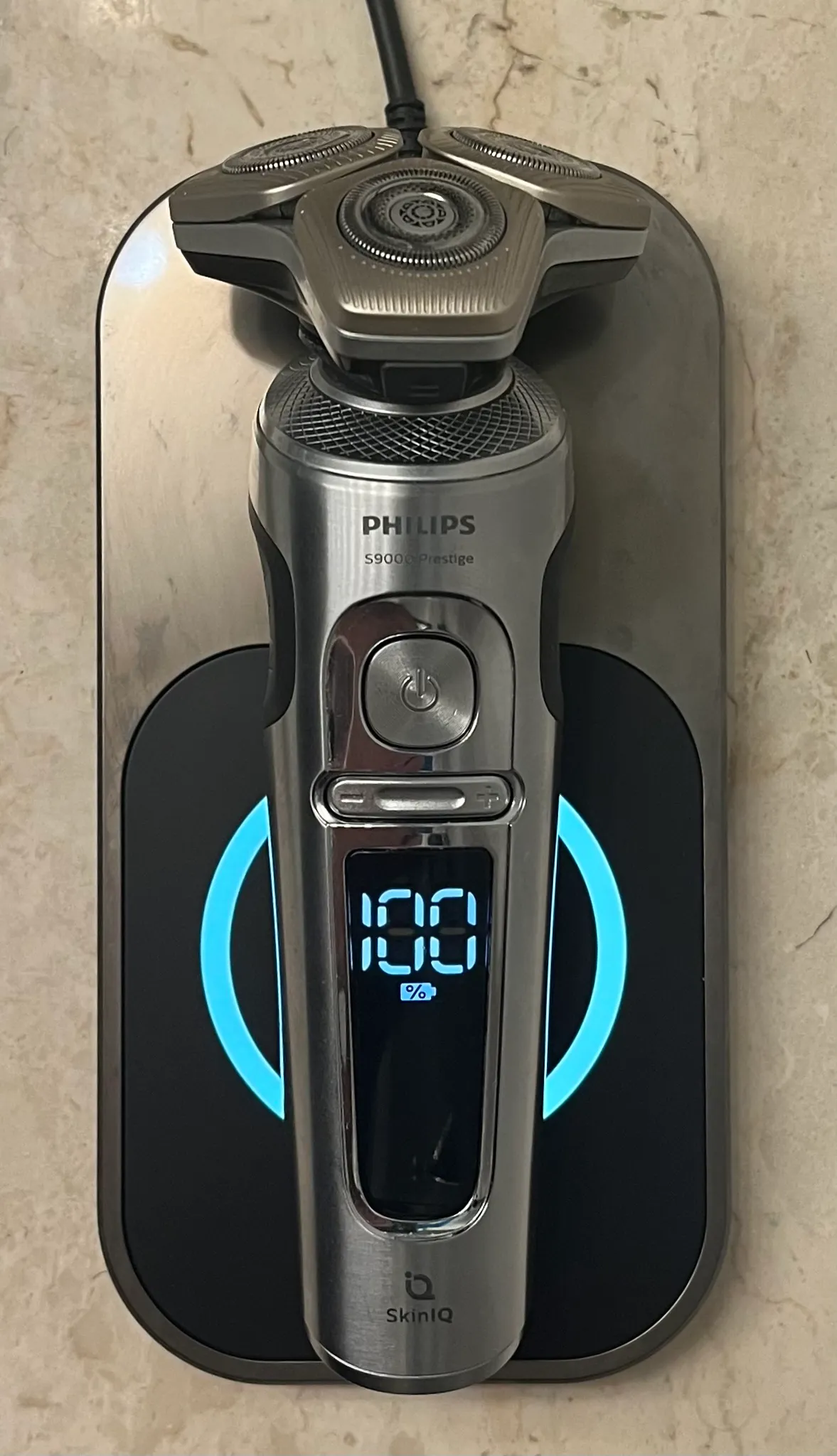 Philips S9000 Prestige Shaver photo 1